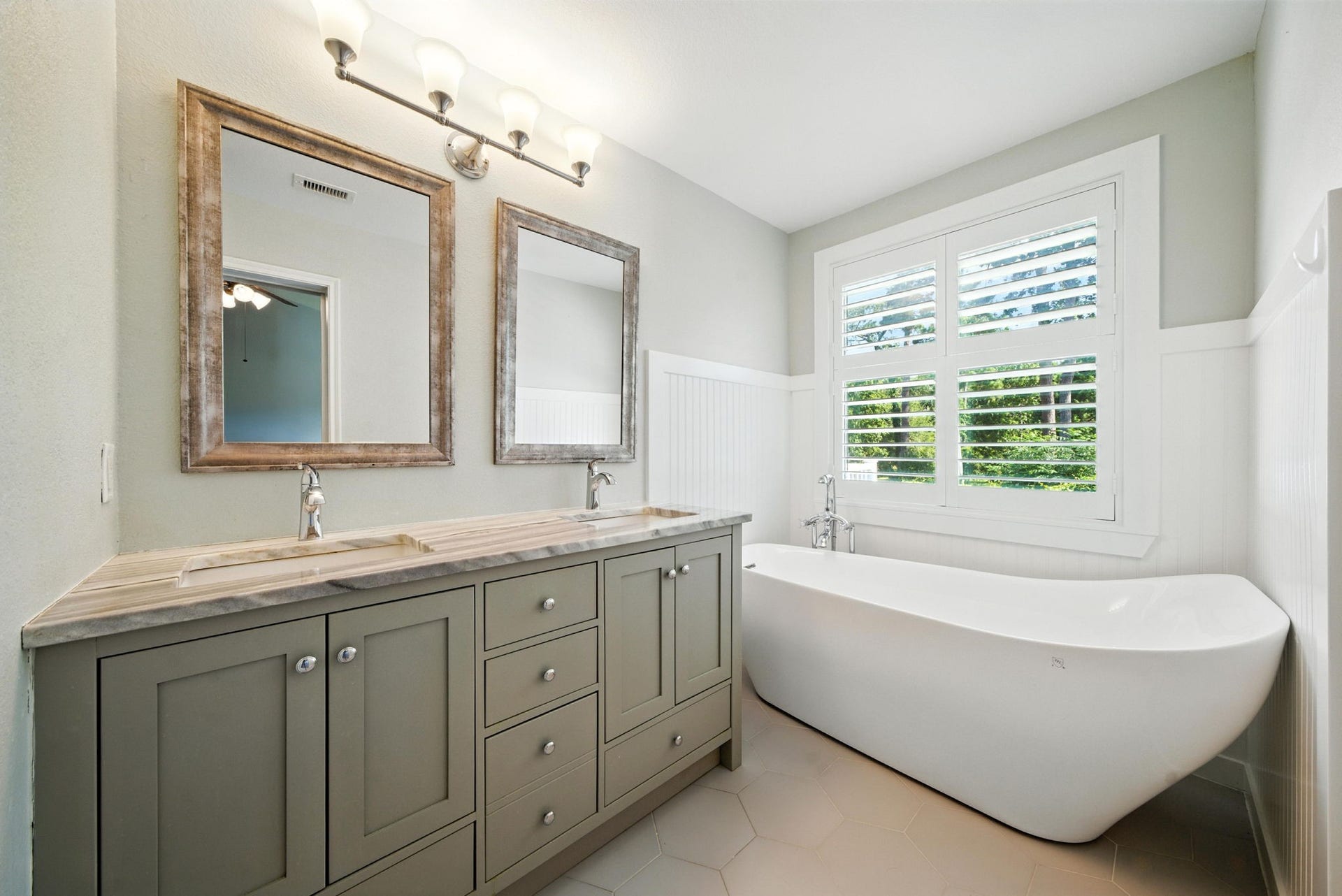 13600 Breton Ridge Street, #7B, Houston, TX 77070 13600 Breton Ridge Street, #7B, Houston, TX 77070