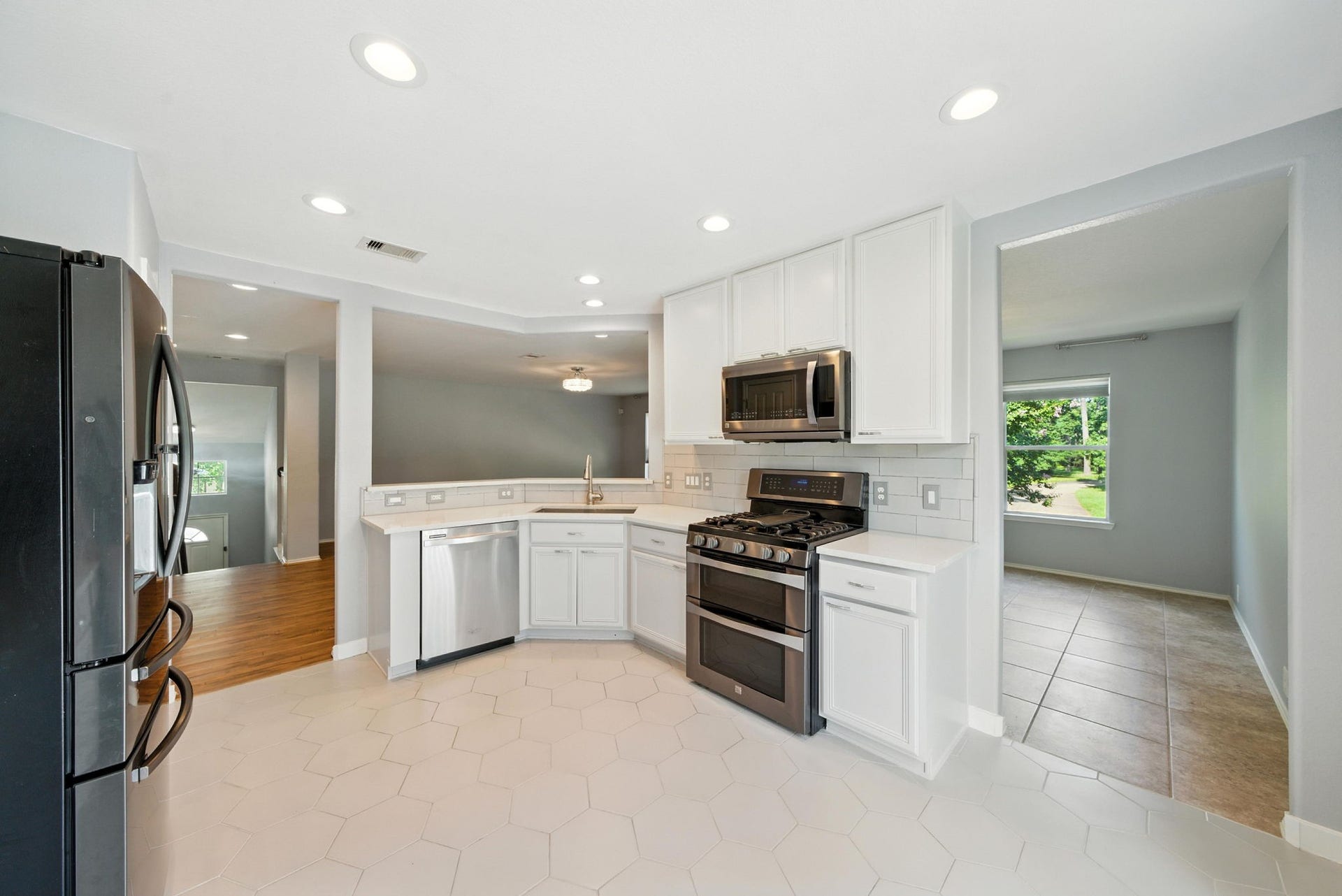 13600 Breton Ridge Street, #7B, Houston, TX 77070 13600 Breton Ridge Street, #7B, Houston, TX 77070