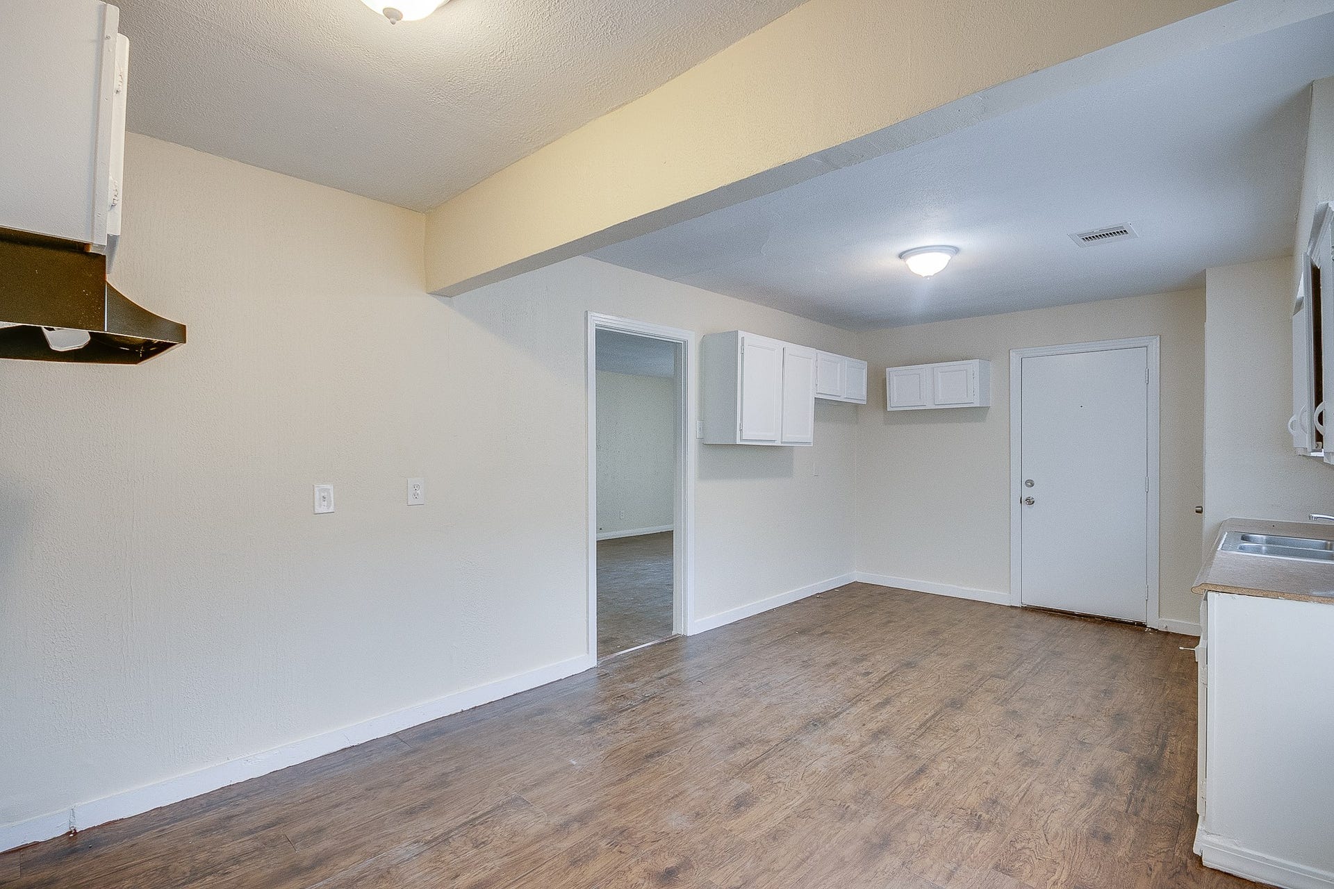 6511 Flamingo Drive, Houston, TX 77087