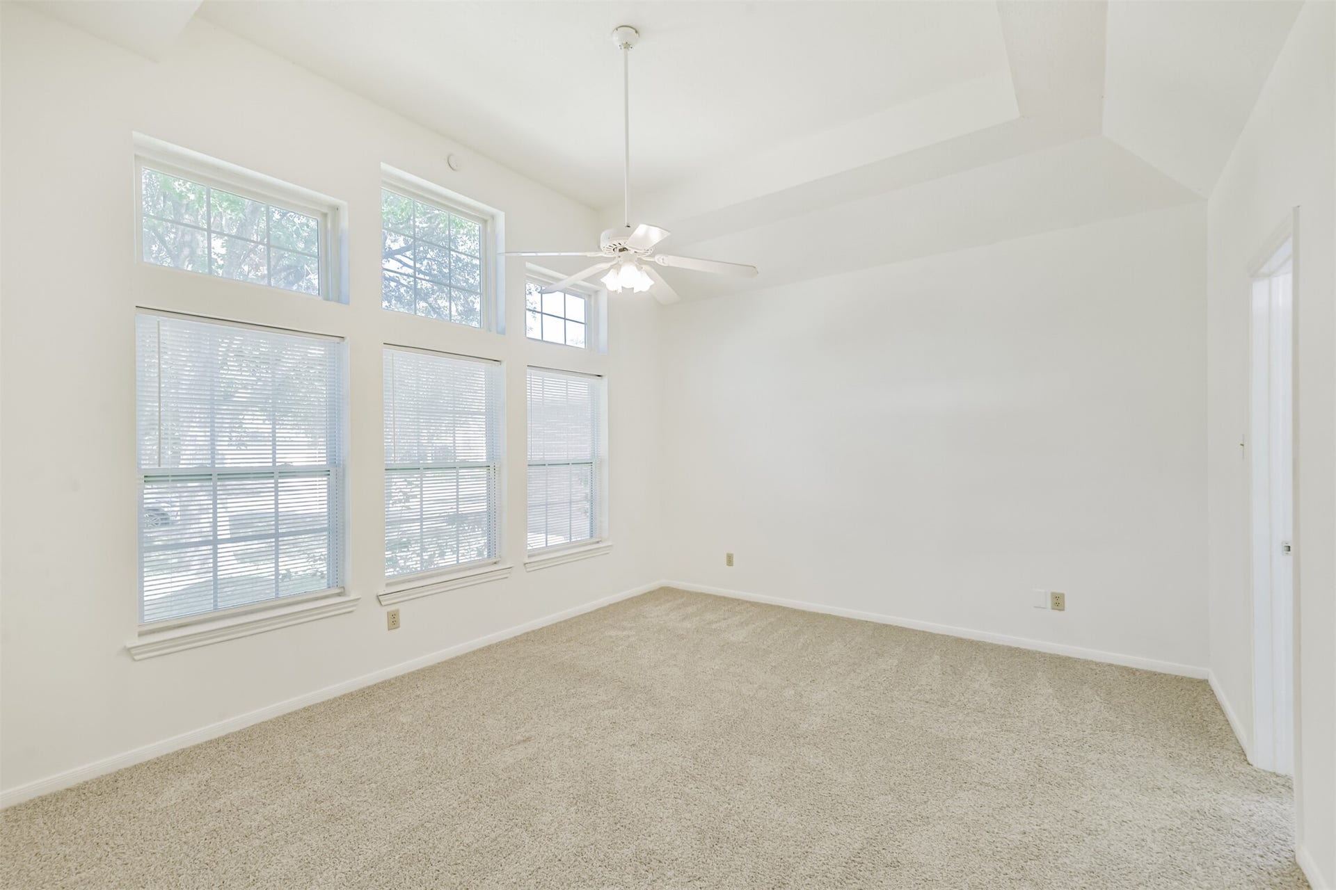 17527 Glenwolf Drive, Houston, TX 77084 Primary Bedroom with High Windows Allowing Natural Light