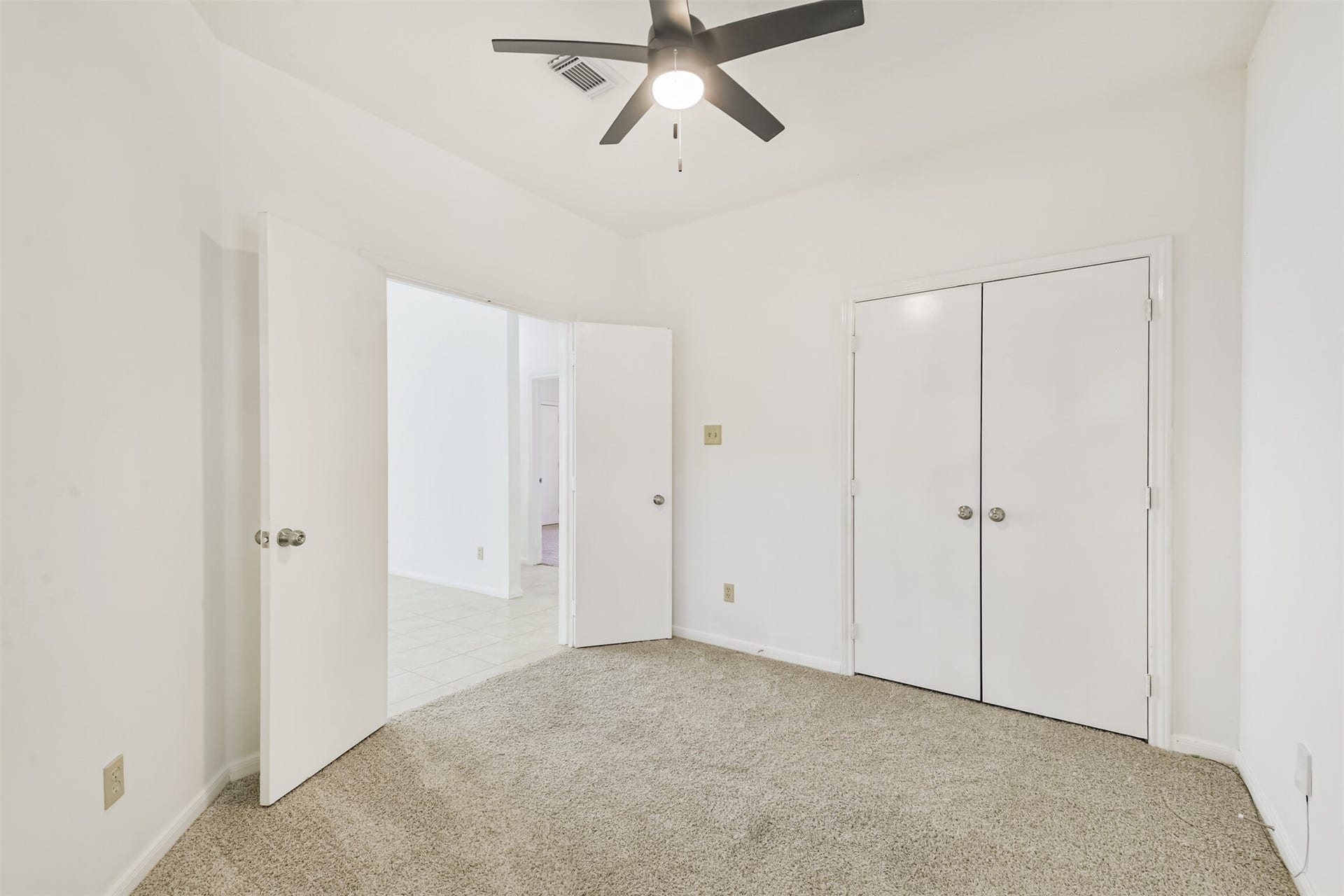 17527 Glenwolf Drive, Houston, TX 77084 Dedicated Office Space
