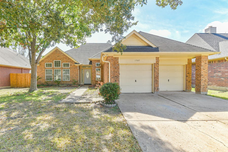 Property photo for 17527 Glenwolf Drive, Houston, TX