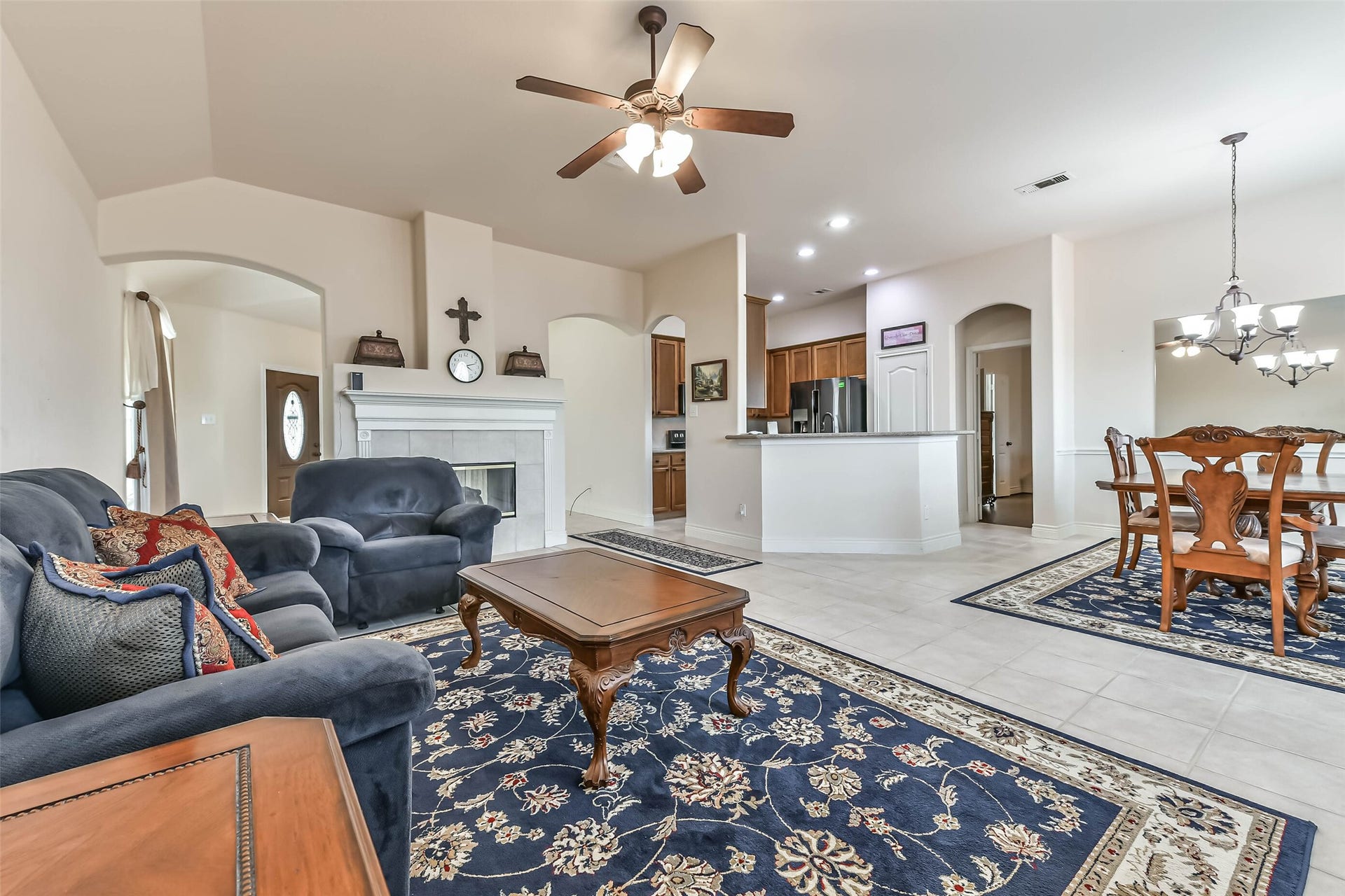 4055 Bentwood Drive, Dickinson, TX 77539 4055 Bentwood Drive, Dickinson, TX 77539
