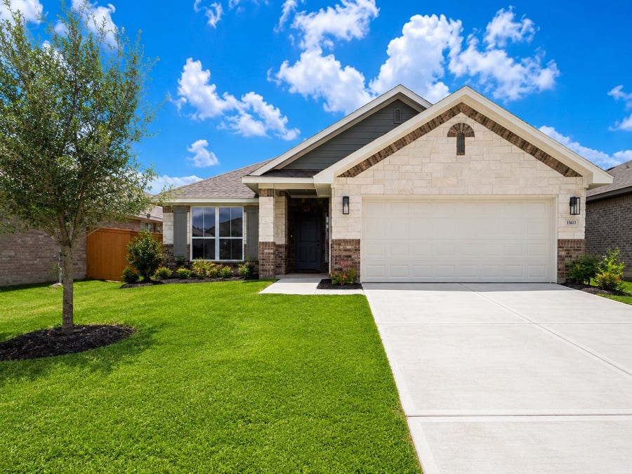 Property photo for 13621 Seneca Lake Drive, Texas City, TX