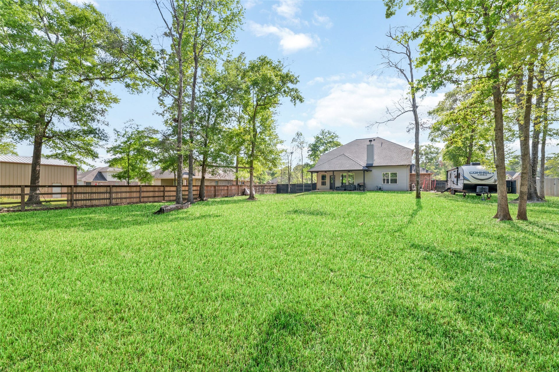 9239 Silver Back Trail, Conroe, TX 77303 9239 Silver Back Trail, Conroe, TX 77303