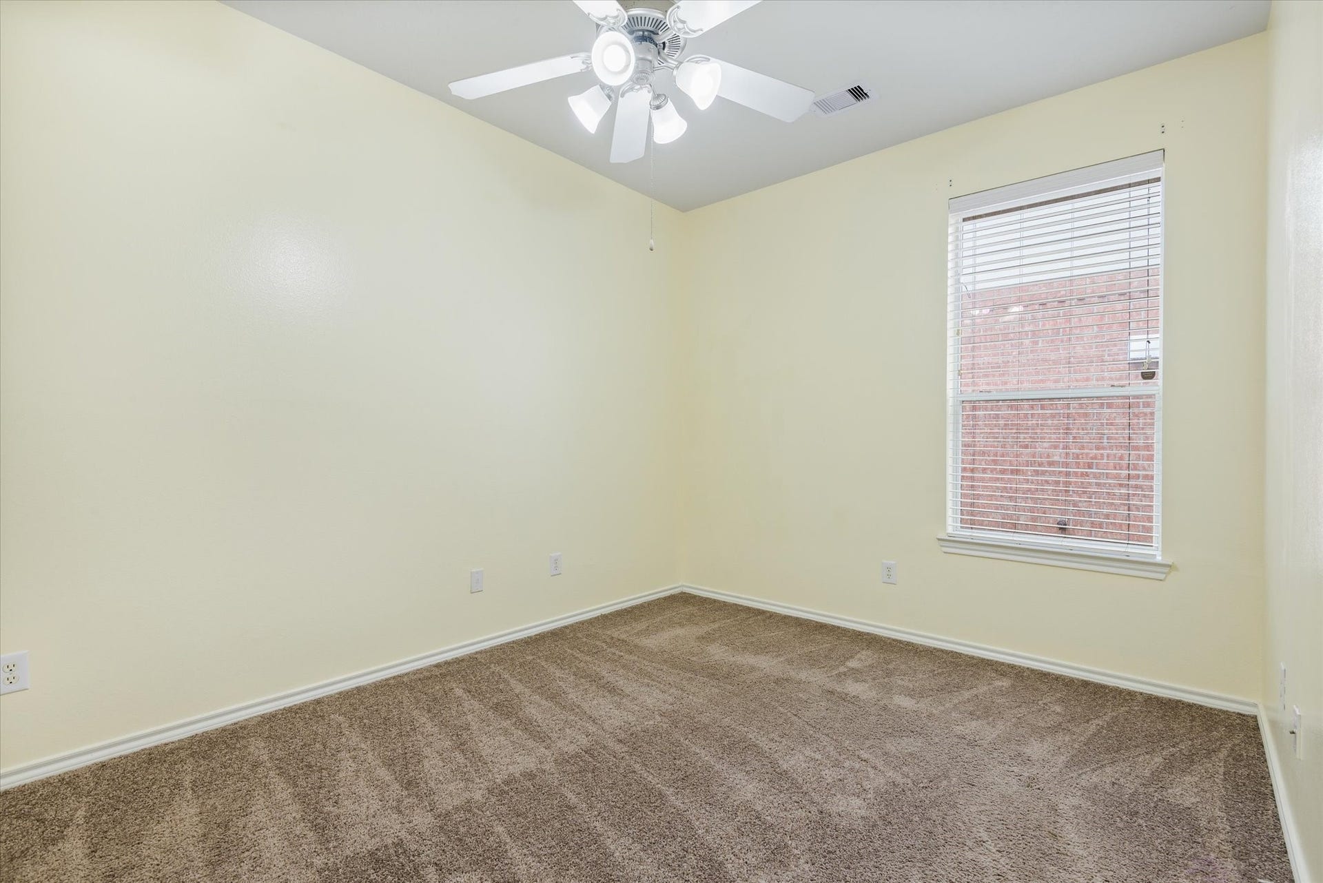 625 Laurelmist Lane, La Marque, TX 77568 Bedroom 3