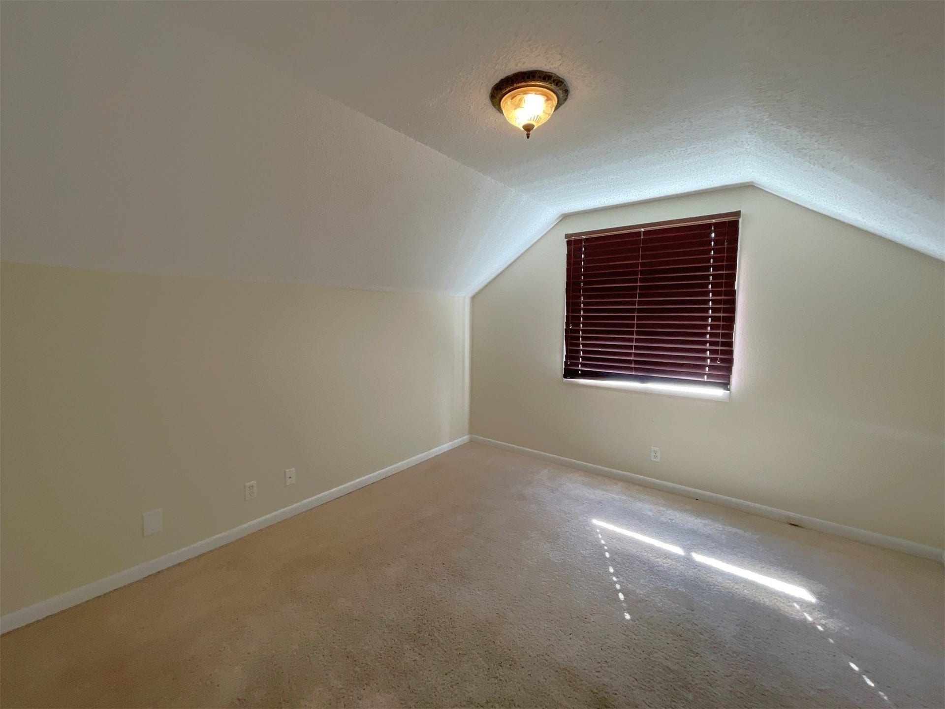 3112 Timber Lane, Dickinson, TX 77539 3112 Timber Lane, Dickinson, TX 77539