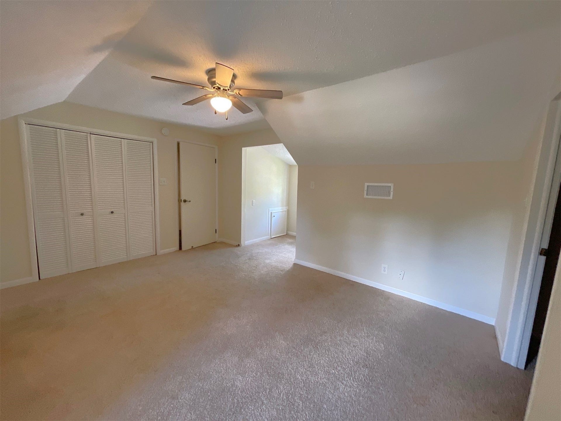 3112 Timber Lane, Dickinson, TX 77539 3112 Timber Lane, Dickinson, TX 77539