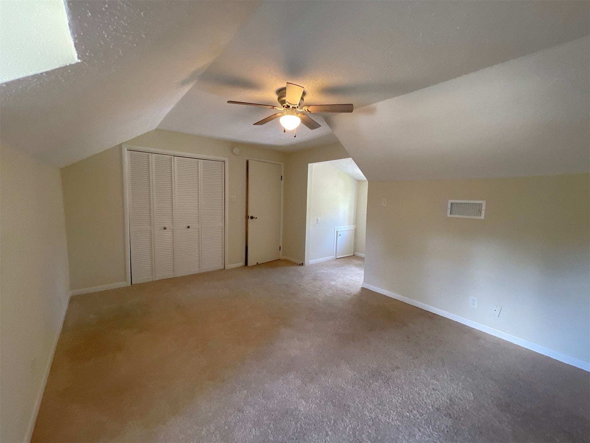 3112 Timber Lane, Dickinson, TX 77539 3112 Timber Lane, Dickinson, TX 77539