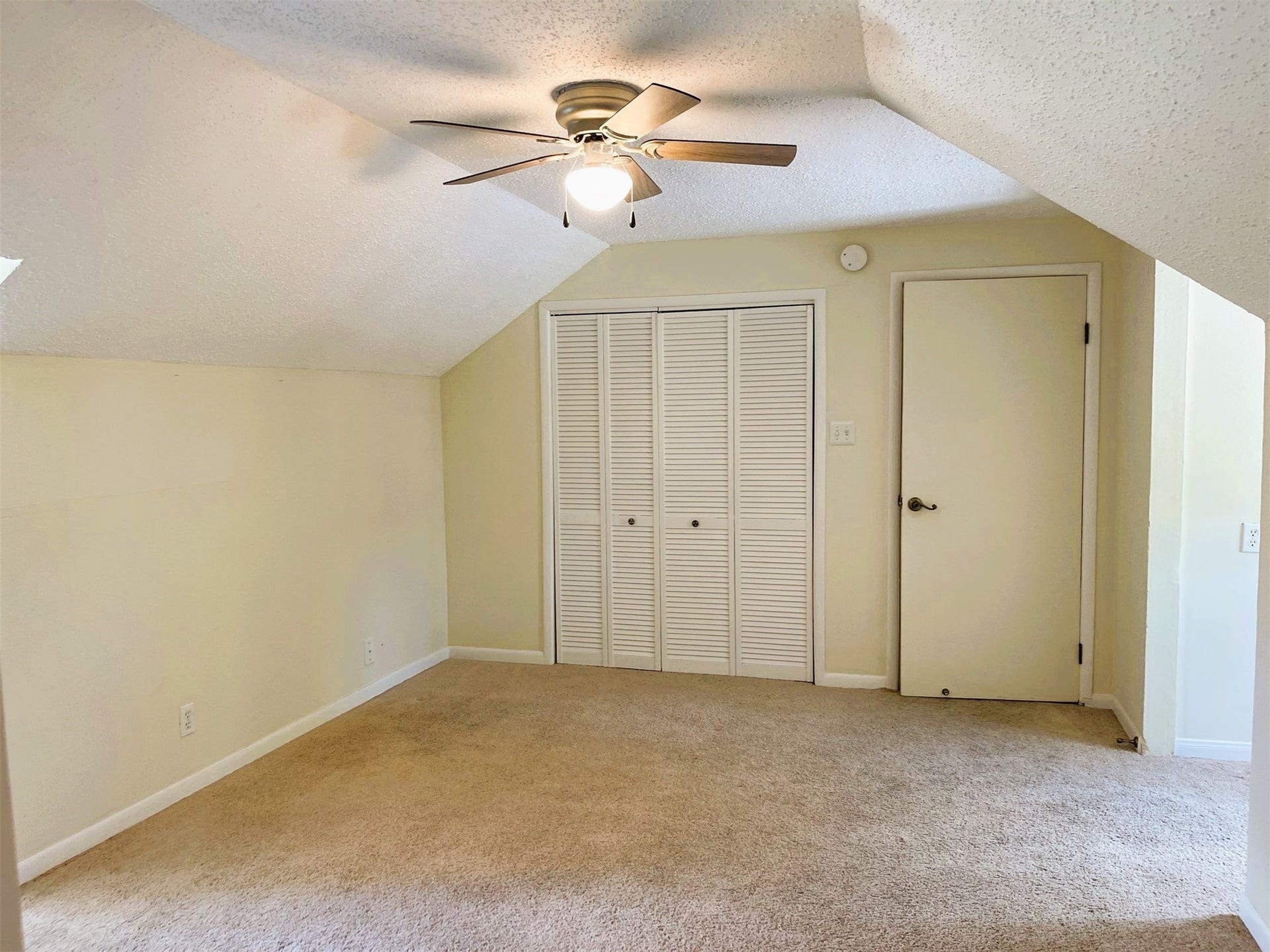3112 Timber Lane, Dickinson, TX 77539 3112 Timber Lane, Dickinson, TX 77539