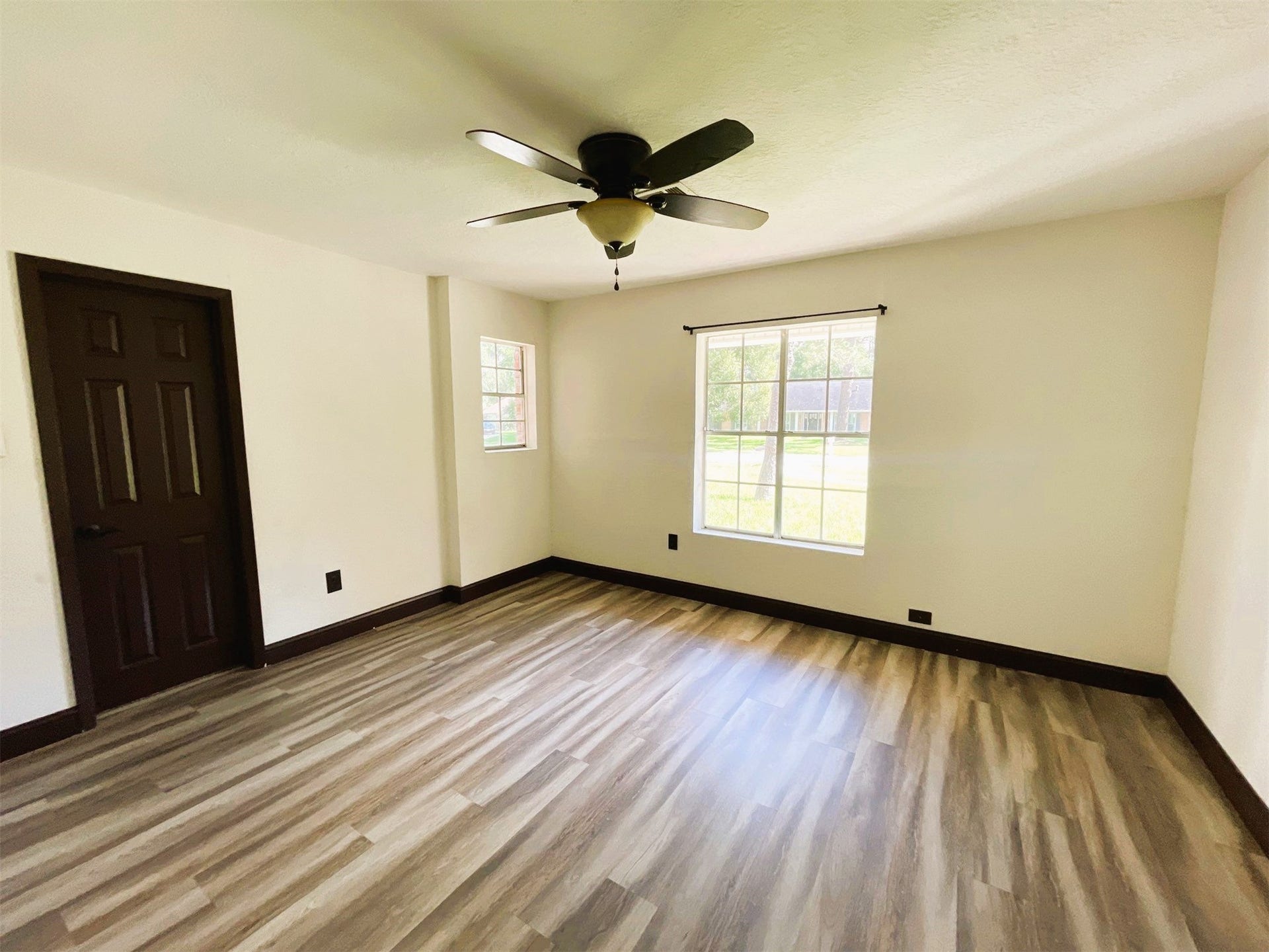 3112 Timber Lane, Dickinson, TX 77539 3112 Timber Lane, Dickinson, TX 77539