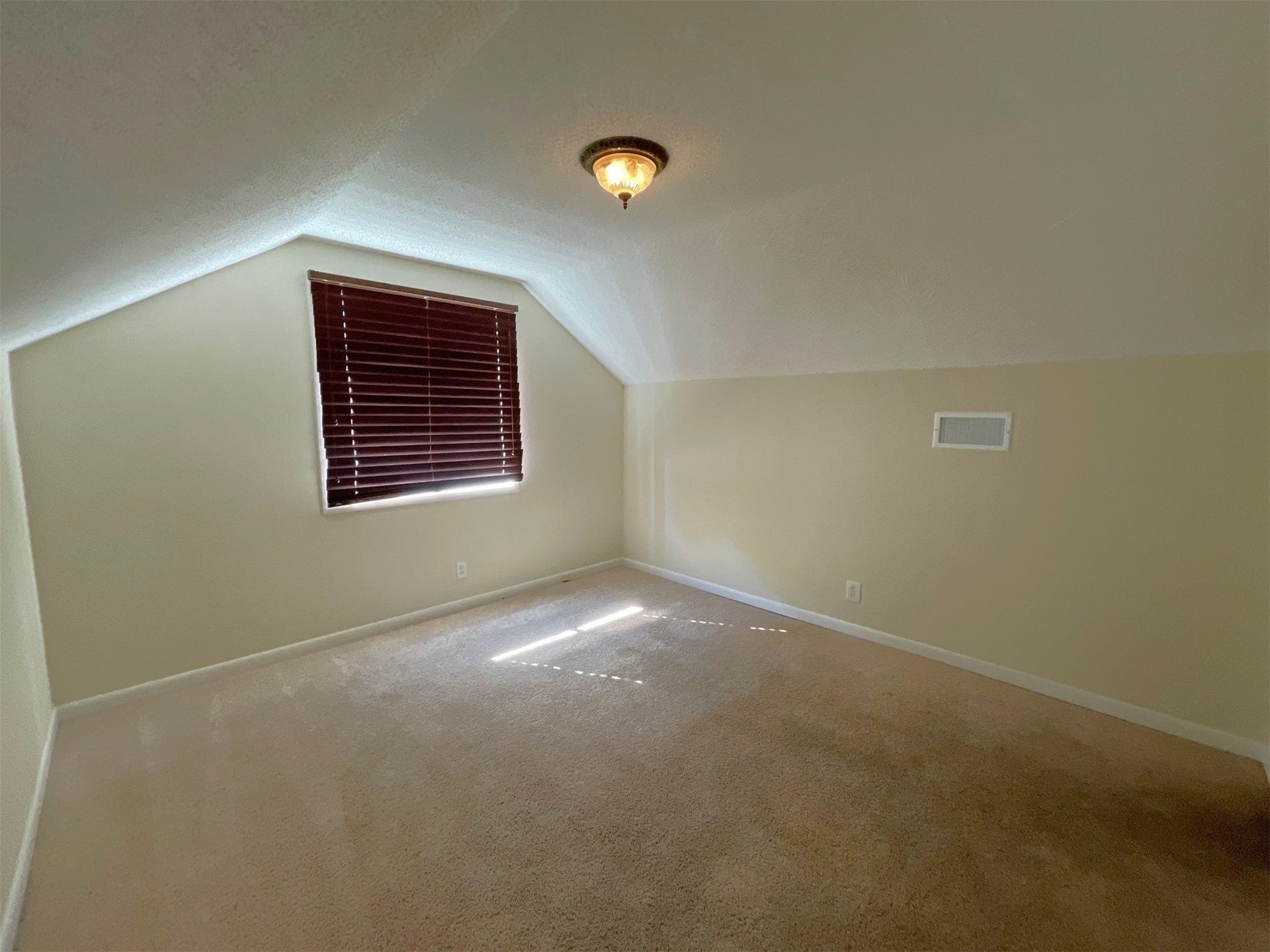 3112 Timber Lane, Dickinson, TX 77539 3112 Timber Lane, Dickinson, TX 77539