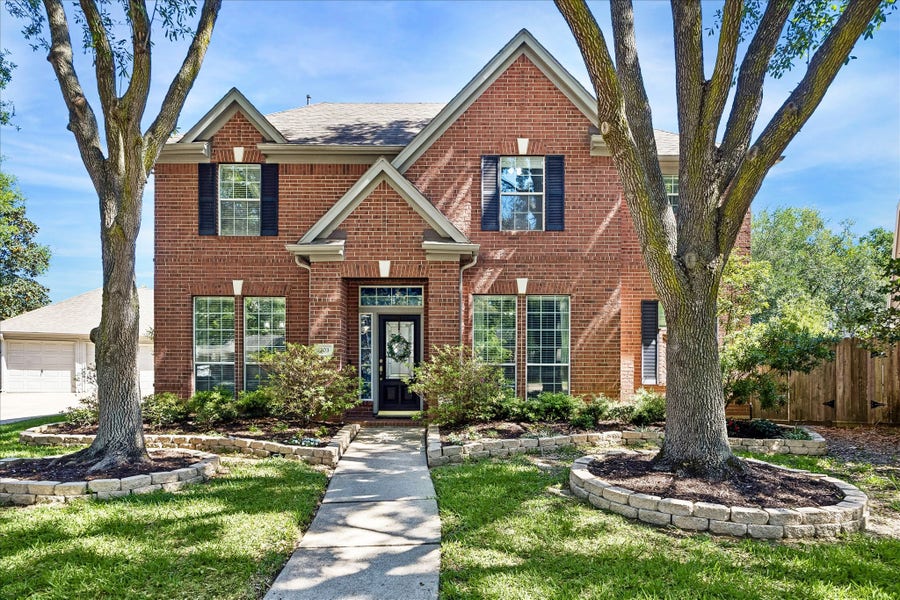 Property photo for 203 Heathbrook Lane, Houston, TX