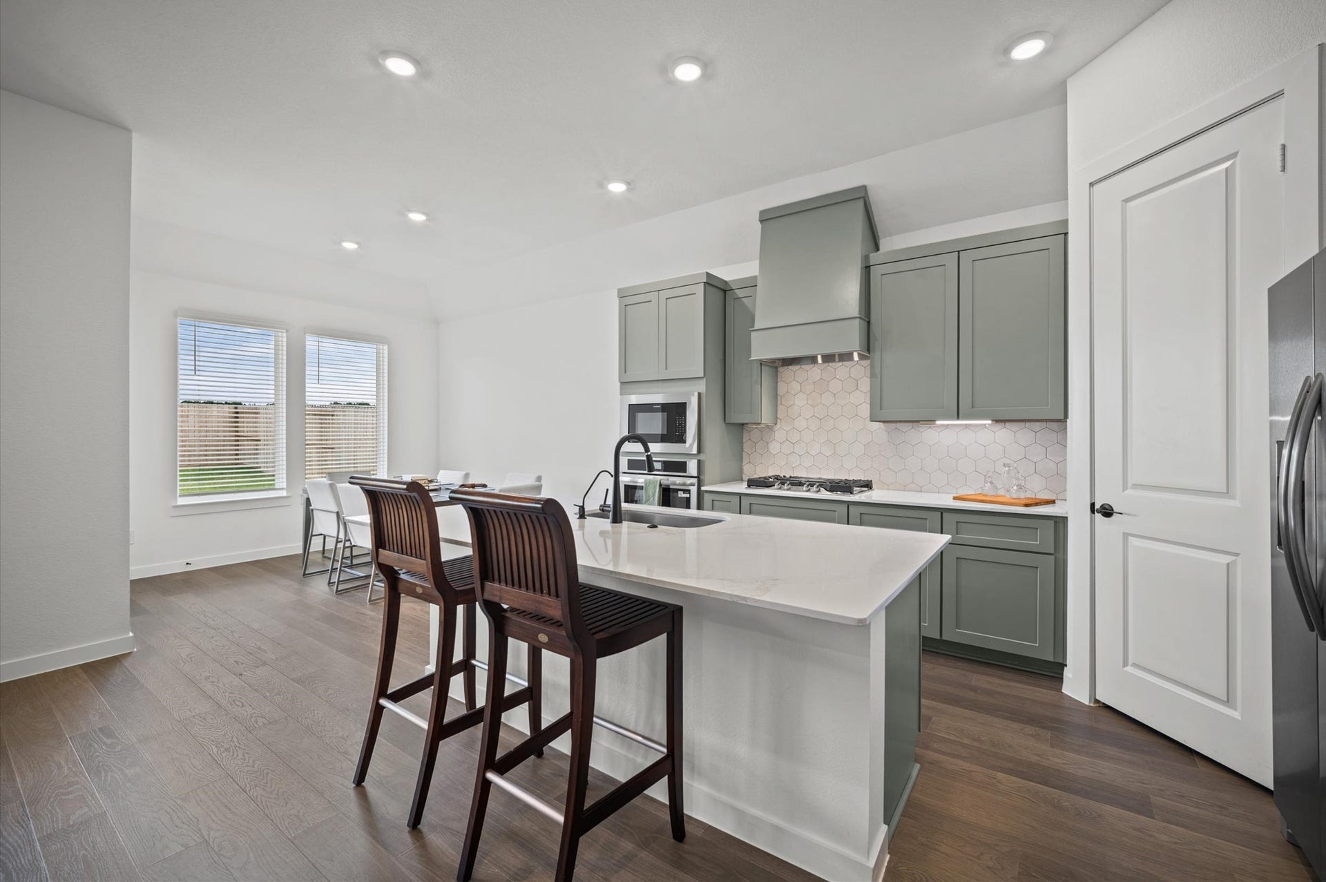 2307 Poseidon Street, League City, TX 77573 2307 Poseidon Street, League City, TX 77573