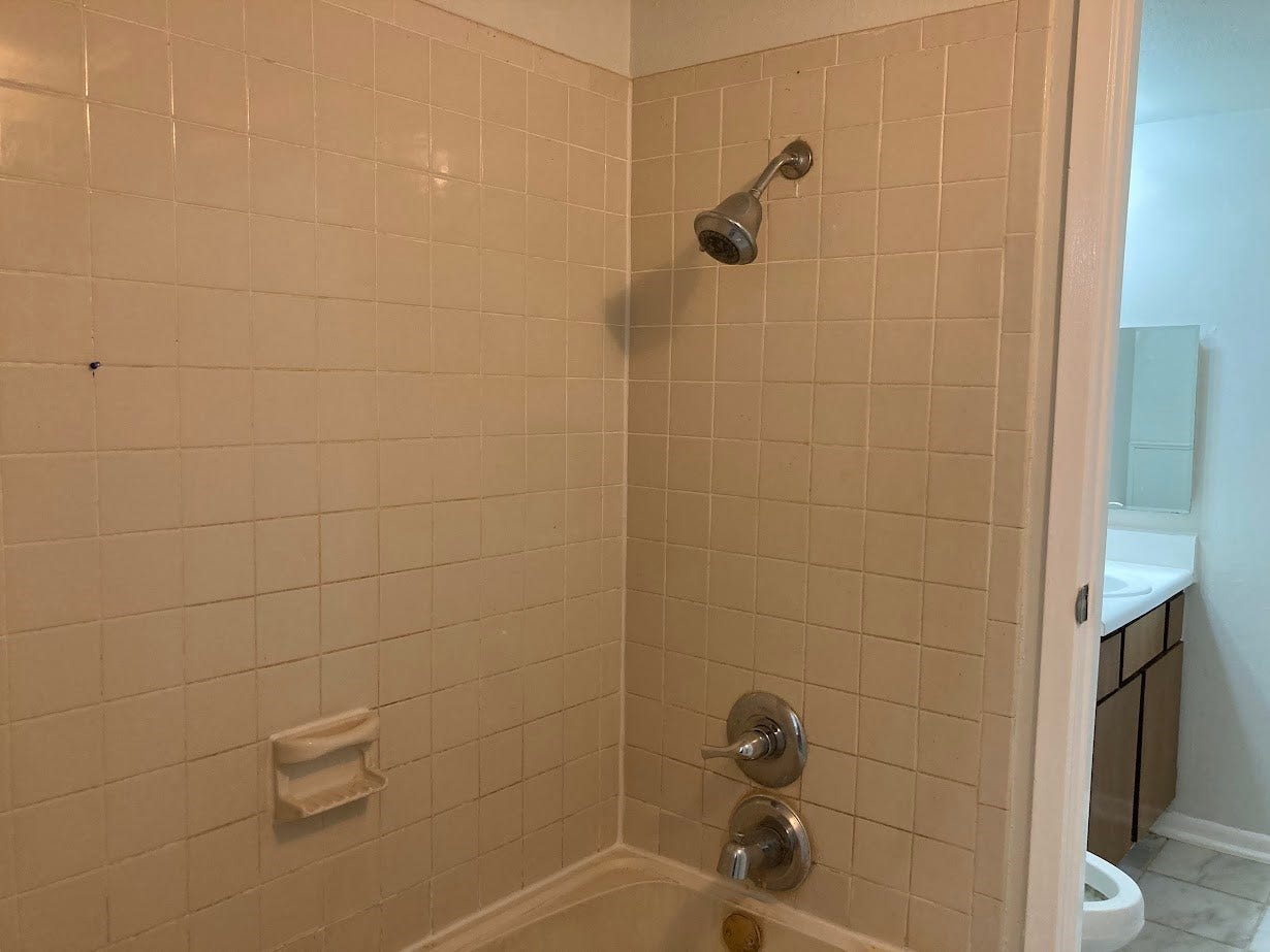 3075 Walnut Bend Lane, #33, Houston, TX 77042 3075 Walnut Bend Lane, #33, Houston, TX 77042
