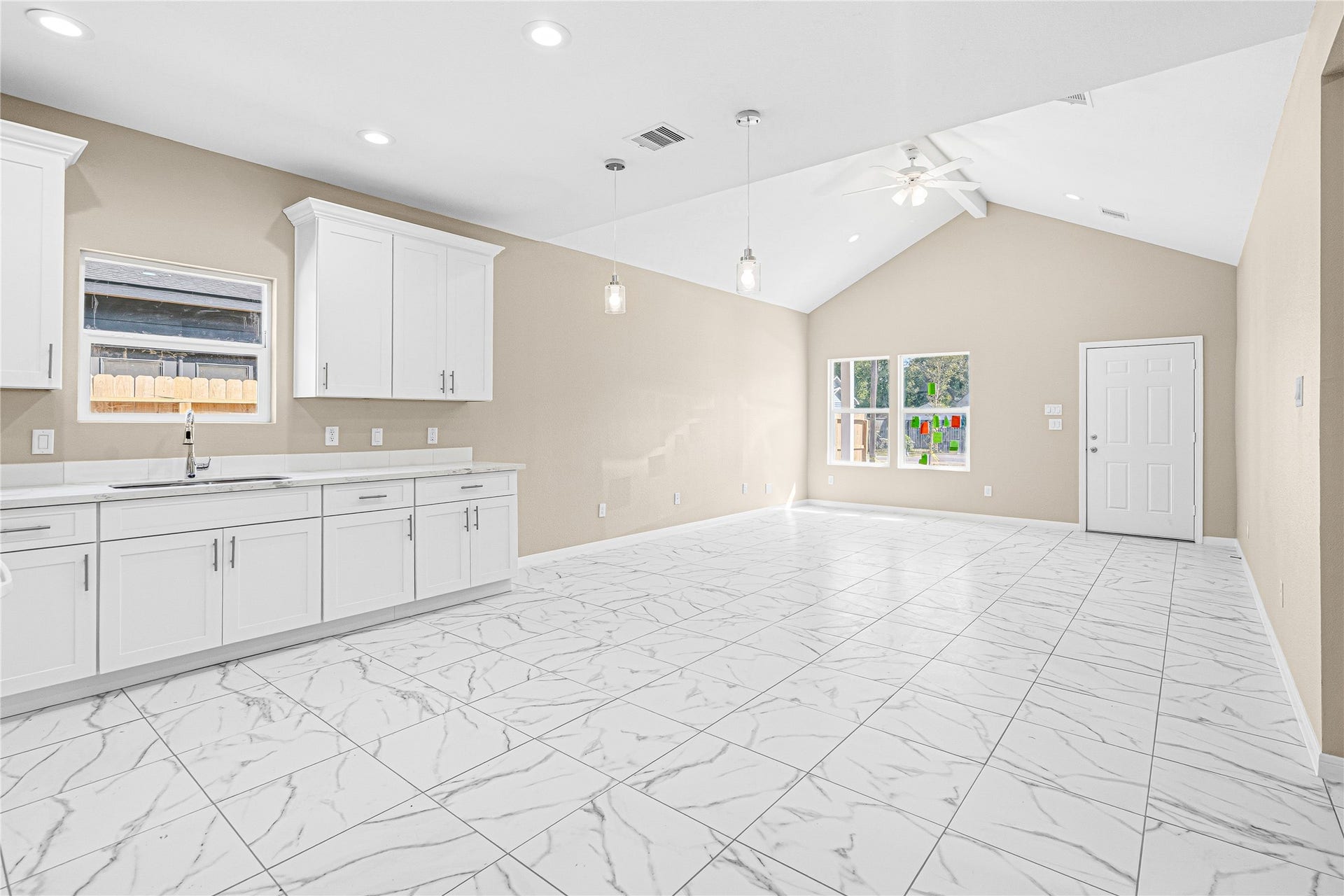 Vast Kitchen