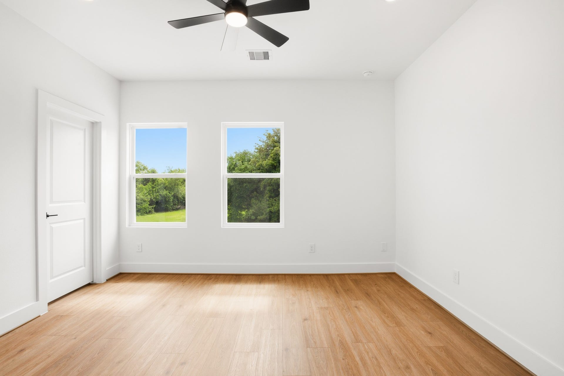 7843 Sunnyhill Street, #A-B, Houston, TX 77088 7843 Sunnyhill Street, #A-B, Houston, TX 77088