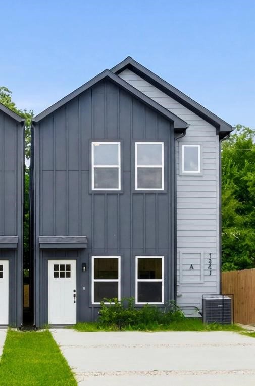 7843 Sunnyhill Street, #A-B, Houston, TX 77088 7843 Sunnyhill Street, #A-B, Houston, TX 77088