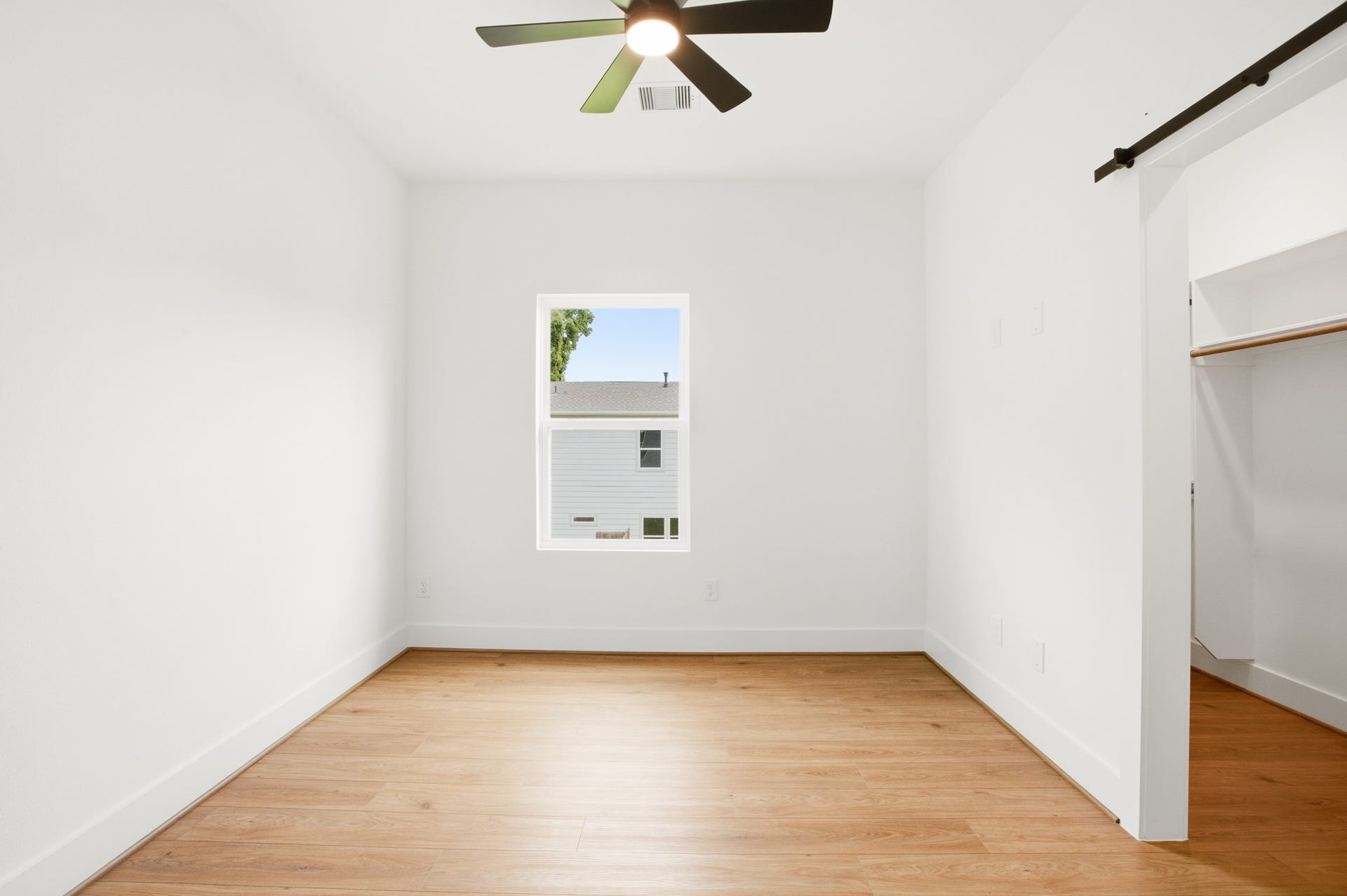 7843 Sunnyhill Street, #A-B, Houston, TX 77088 7843 Sunnyhill Street, #A-B, Houston, TX 77088