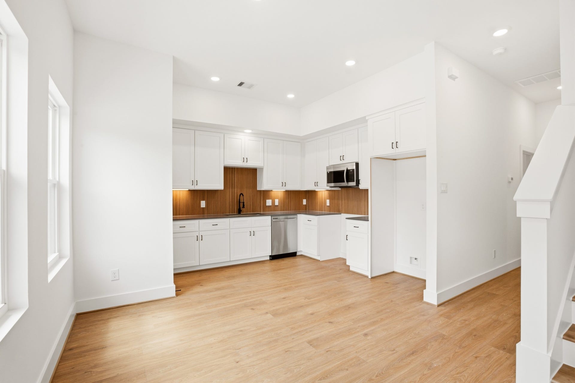 7843 Sunnyhill Street, #A-B, Houston, TX 77088 7843 Sunnyhill Street, #A-B, Houston, TX 77088