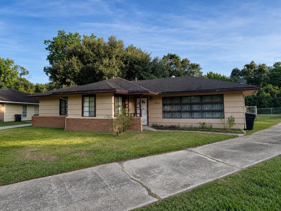 Property photo for 5522 Nassau Road, Houston, TX