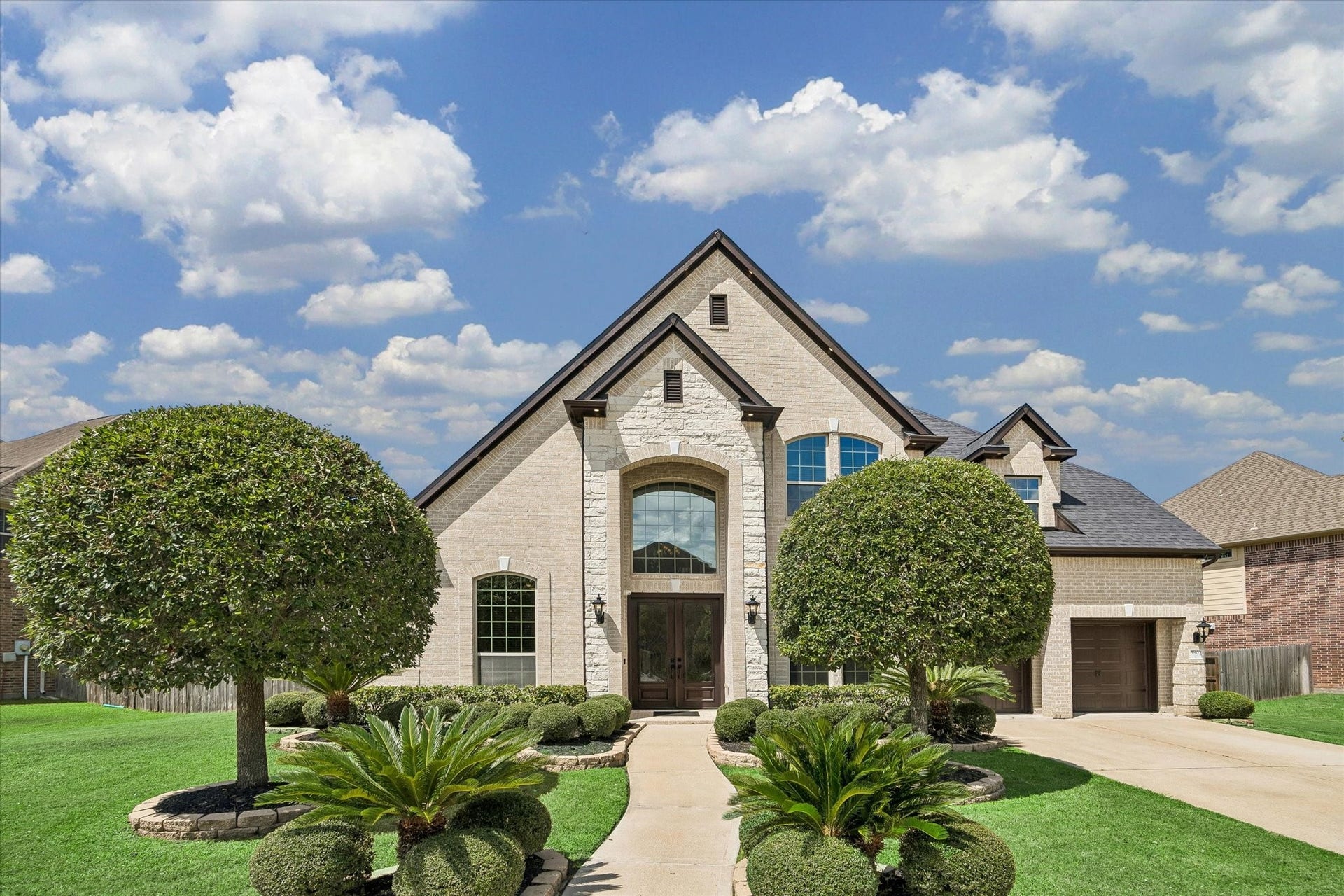 5802 White River Pass Lane, Sugar Land, TX 77479 Aida Younis Team presets 5802 White River Pass Ln