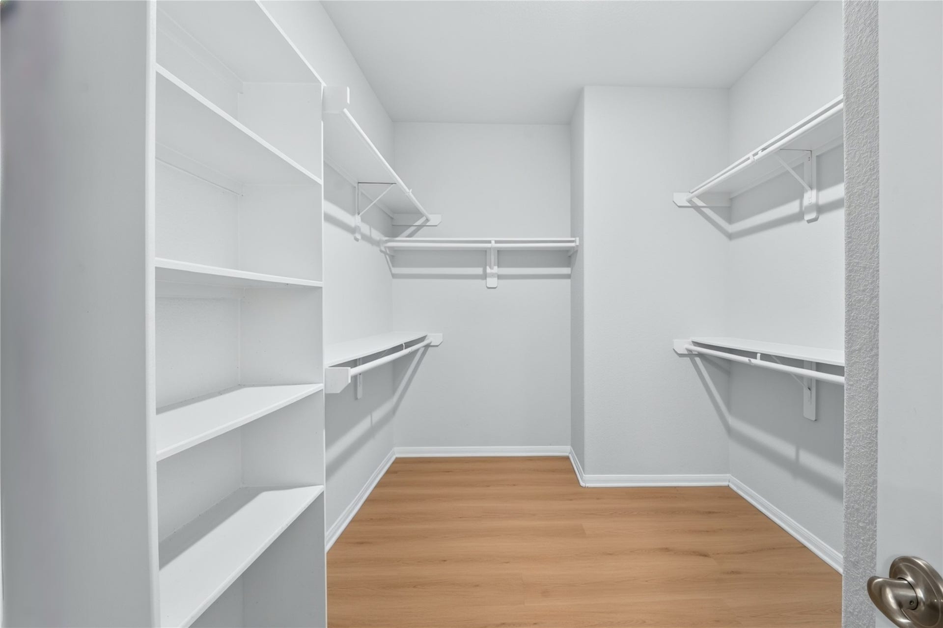 2129 Solstice Boulevard, Spring, TX 77386 Primary Closet
