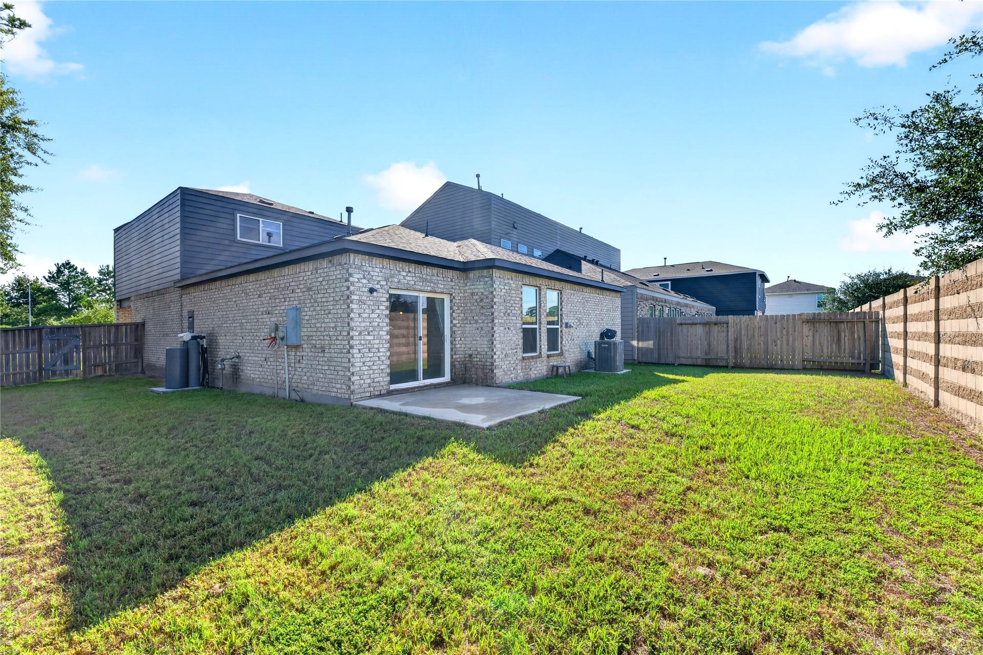 2129 Solstice Boulevard, Spring, TX 77386 2129 Solstice Boulevard, Spring, TX 77386