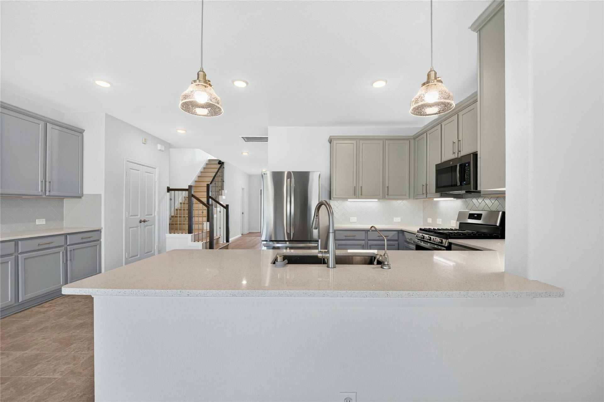 2129 Solstice Boulevard, Spring, TX 77386 2129 Solstice Boulevard, Spring, TX 77386
