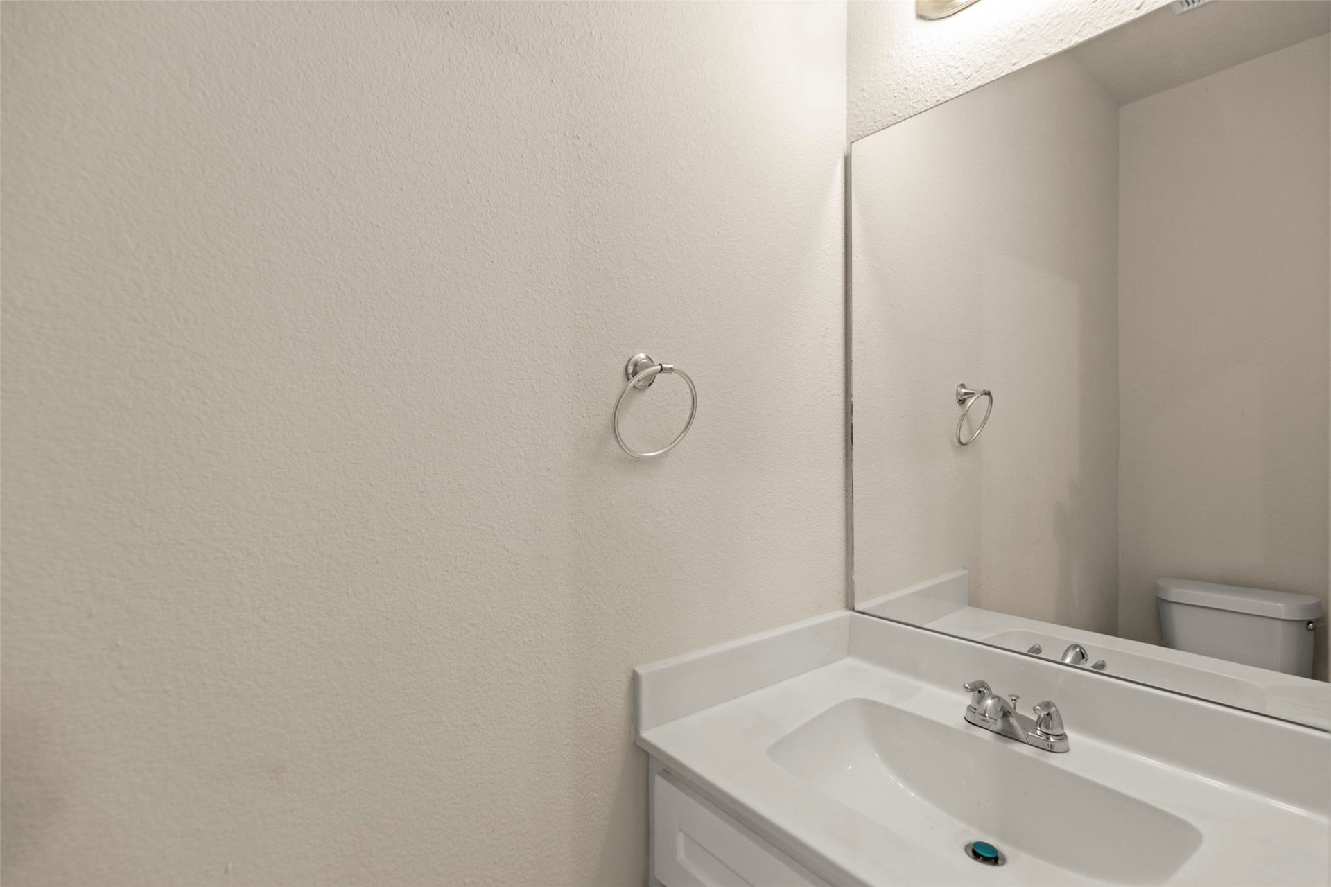 7750 Avenue J, Houston, TX 77012
