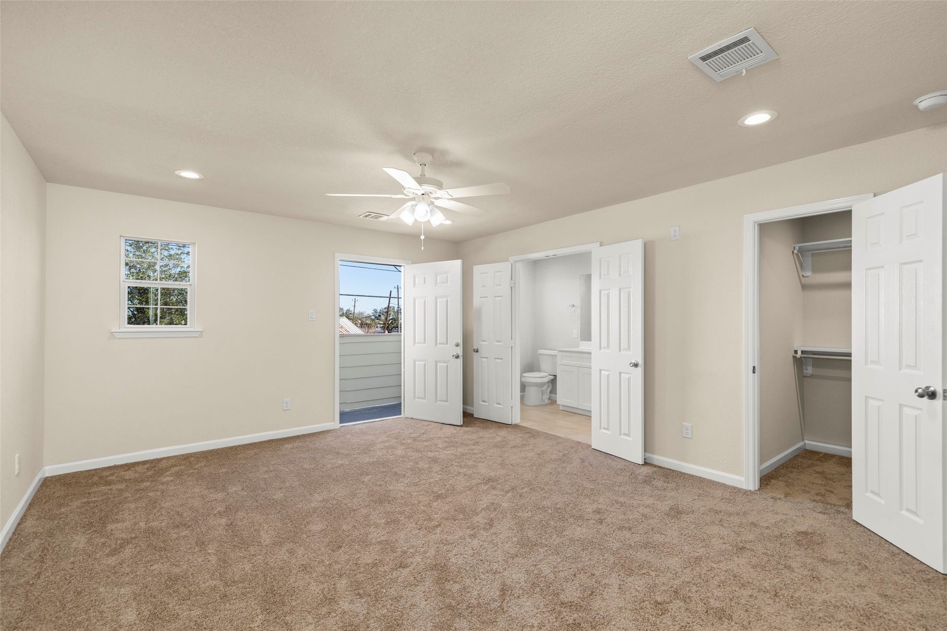 7750 Avenue J, Houston, TX 77012