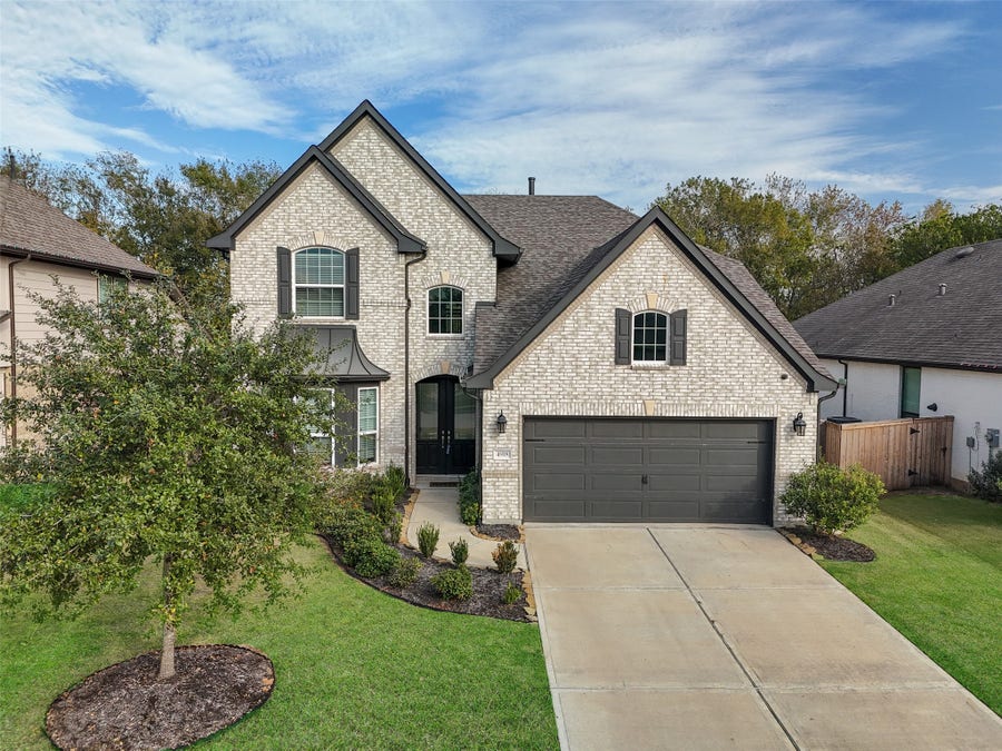 Property photo for 4918 Bent Tree Drive, Fulshear, TX
