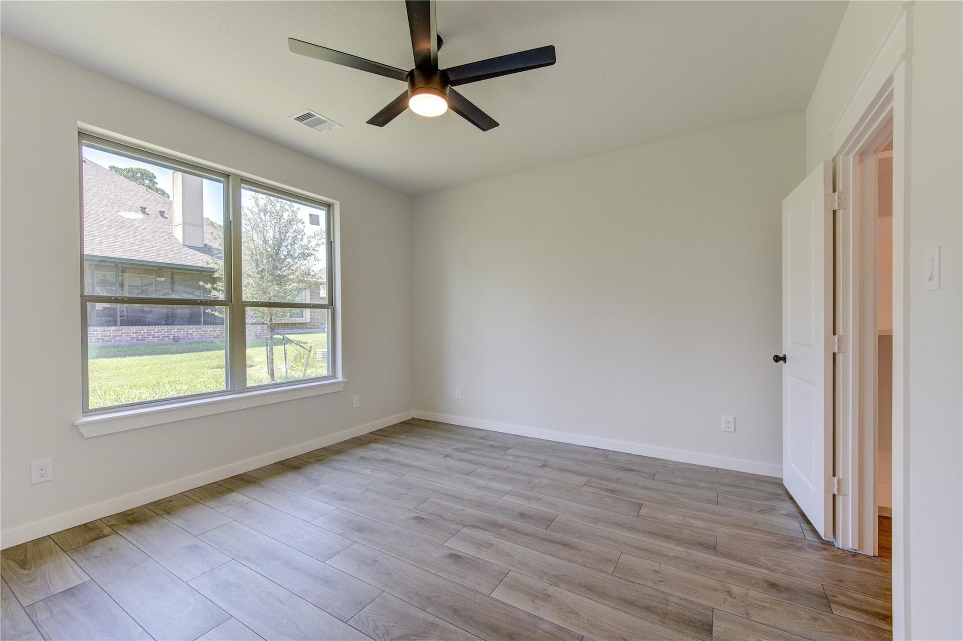 248 Blue Hill Drive, Montgomery, TX 77356 248 Blue Hill Drive, Montgomery, TX 77356