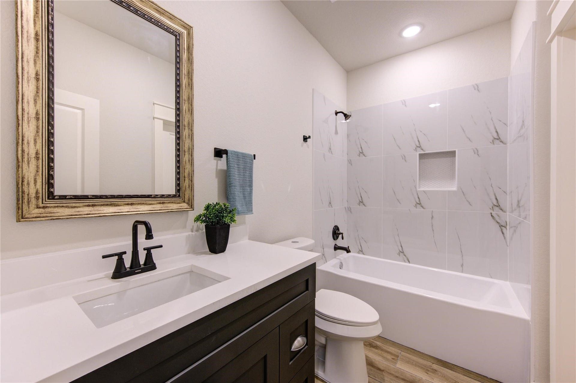 248 Blue Hill Drive, Montgomery, TX 77356 248 Blue Hill Drive, Montgomery, TX 77356