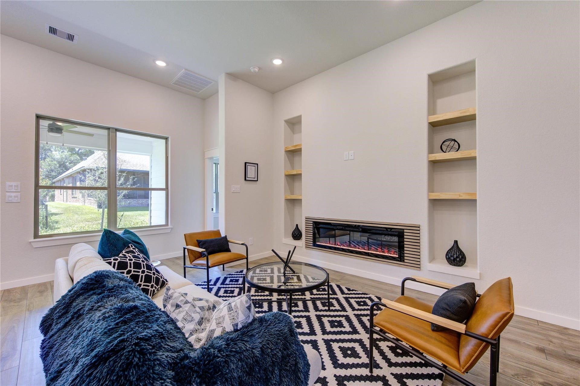 248 Blue Hill Drive, Montgomery, TX 77356 248 Blue Hill Drive, Montgomery, TX 77356