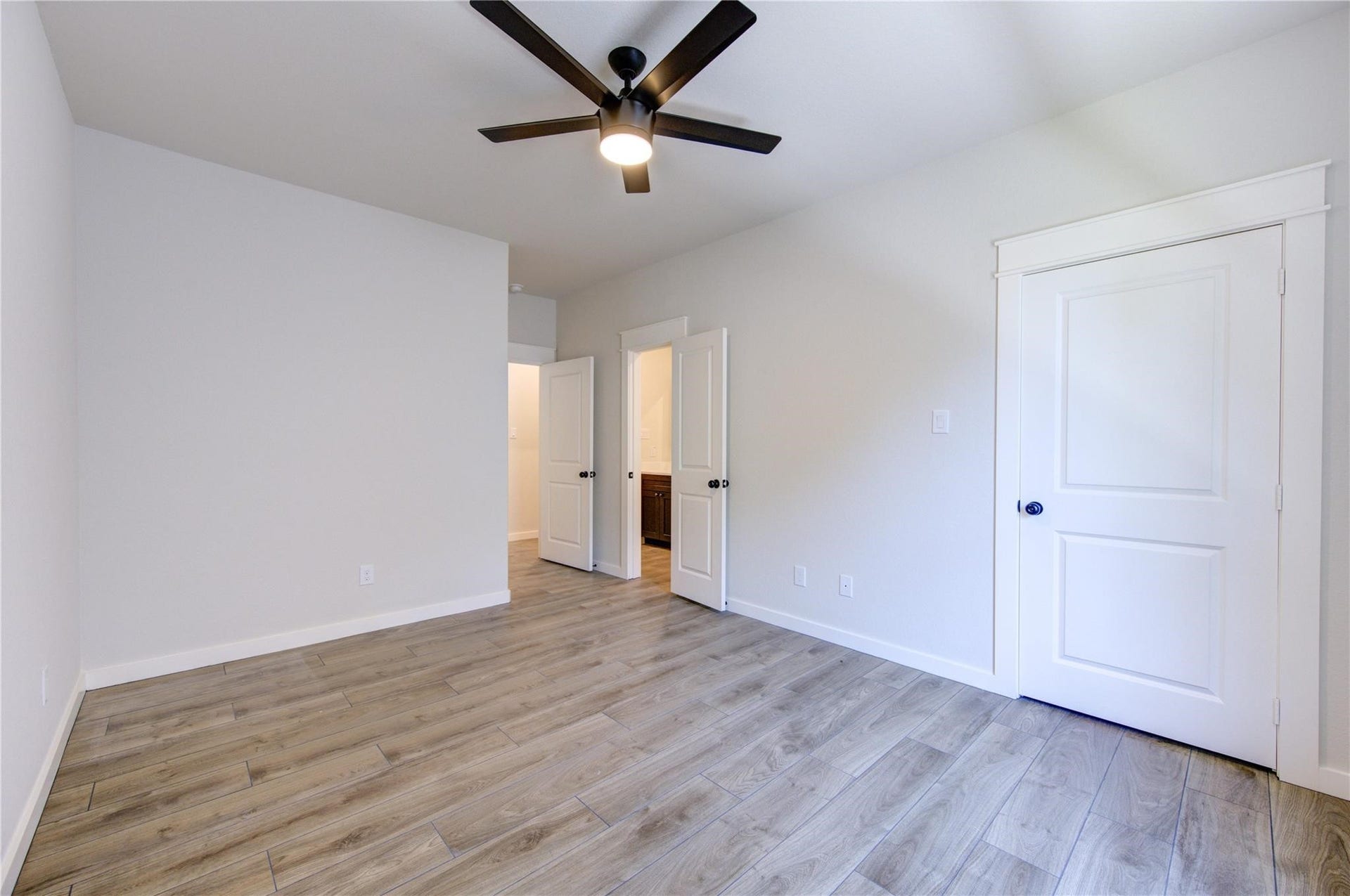 248 Blue Hill Drive, Montgomery, TX 77356 248 Blue Hill Drive, Montgomery, TX 77356