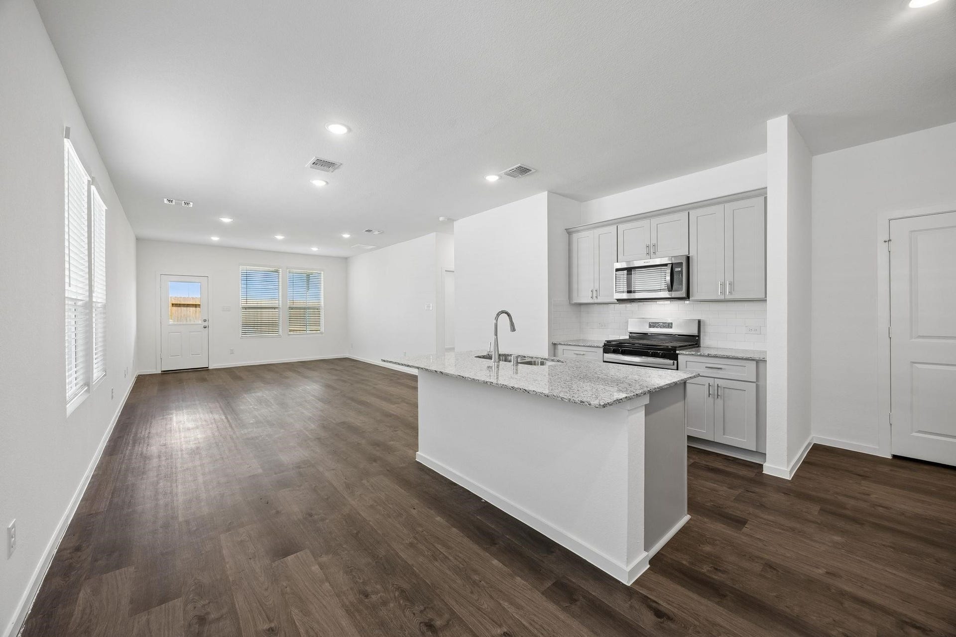 30542 Bladnoch Lane, Waller, TX 77484 30542 Bladnoch Lane, Waller, TX 77484