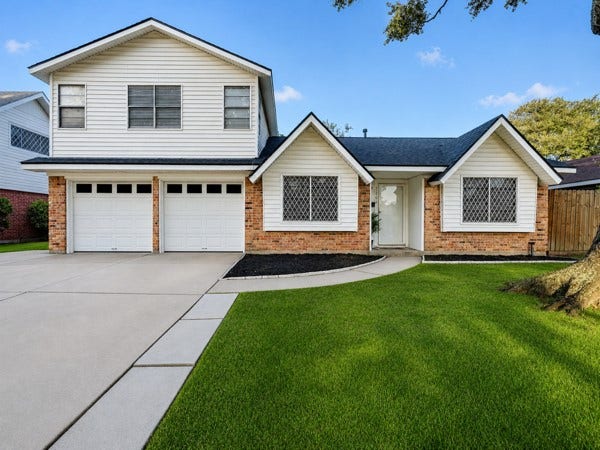 Property photo for 2305 Peach Lane, Pasadena, TX