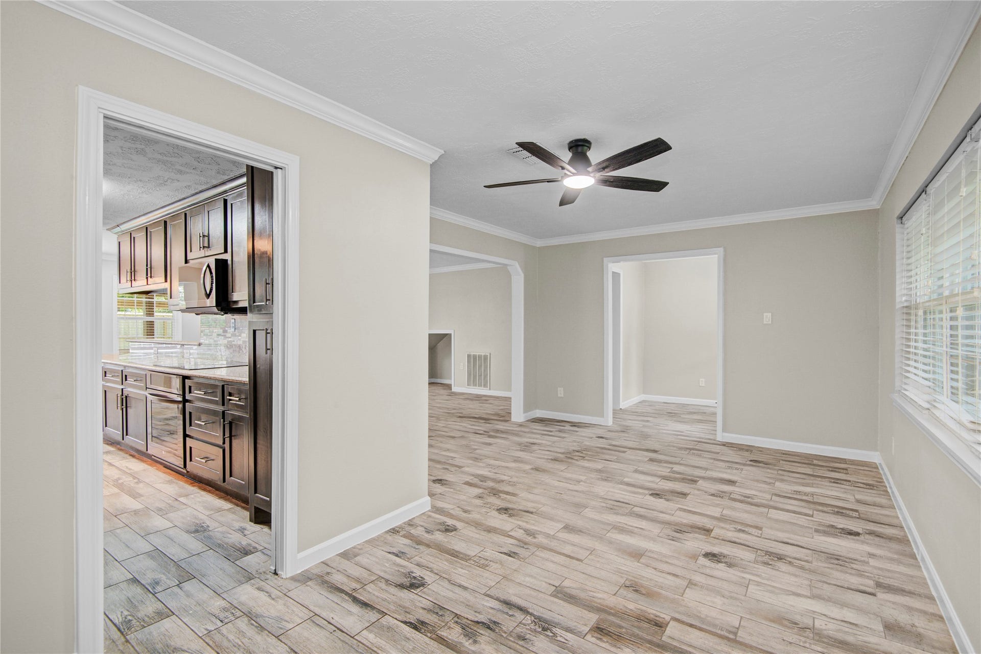 15702 Wandering Trail, Friendswood, TX 77546 15702 Wandering Trail, Friendswood, TX 77546