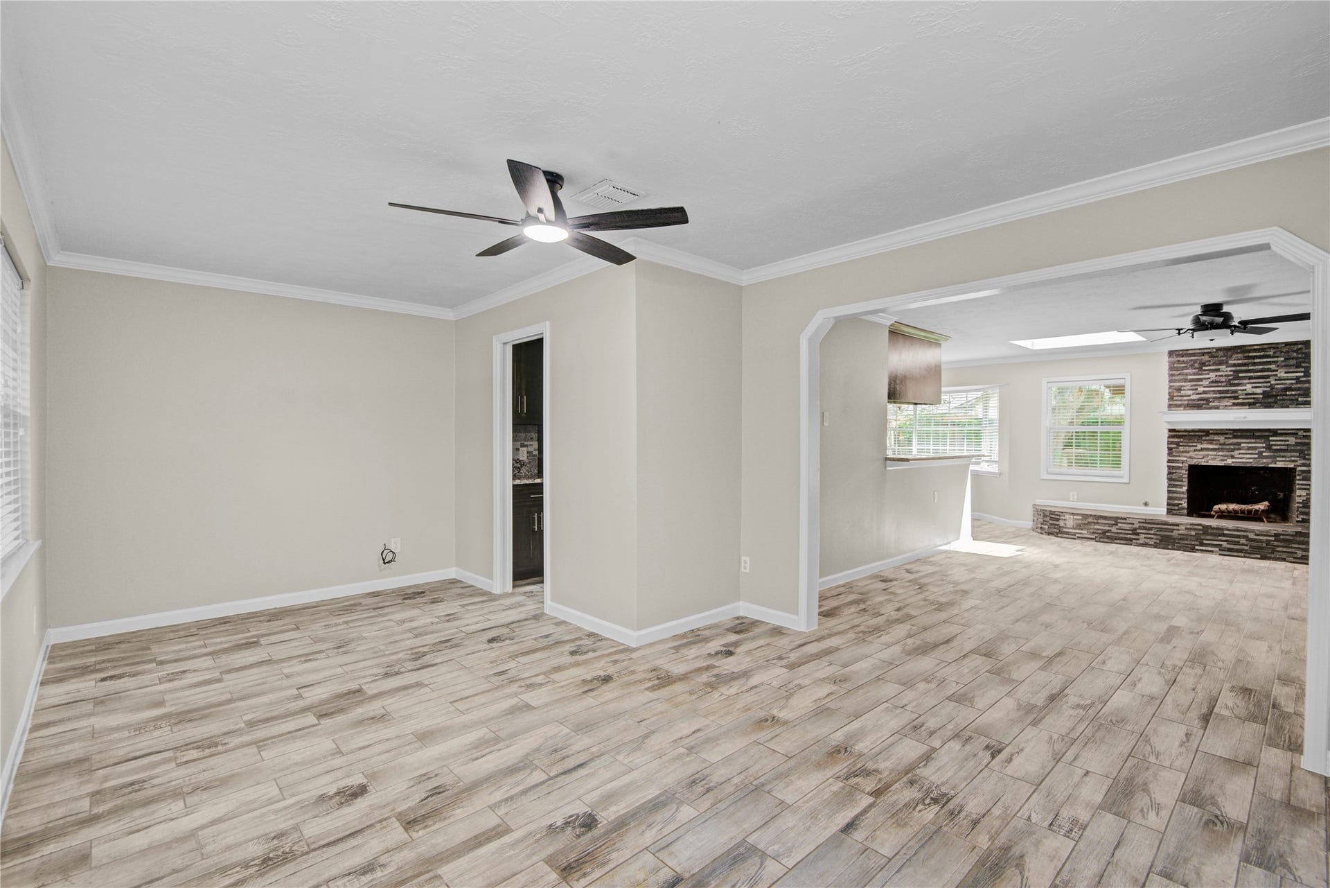 15702 Wandering Trail, Friendswood, TX 77546 15702 Wandering Trail, Friendswood, TX 77546