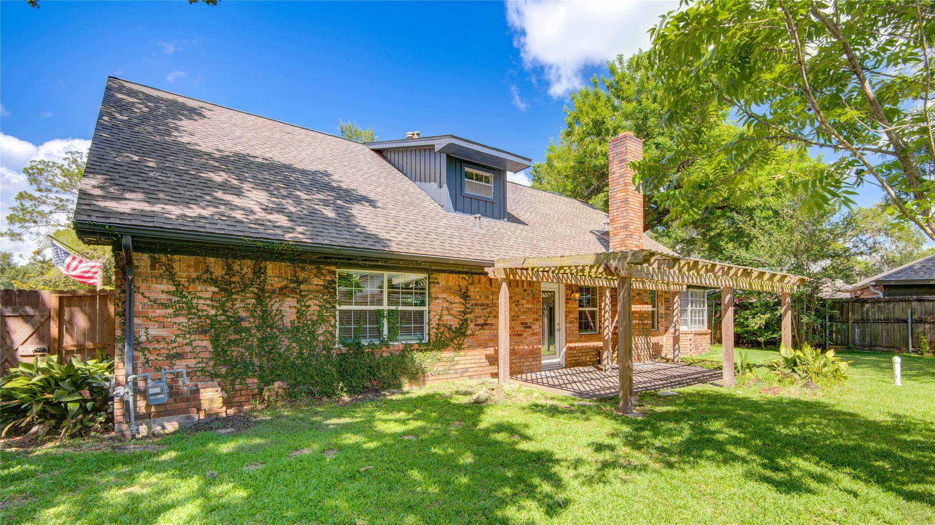 15702 Wandering Trail, Friendswood, TX 77546 15702 Wandering Trail, Friendswood, TX 77546