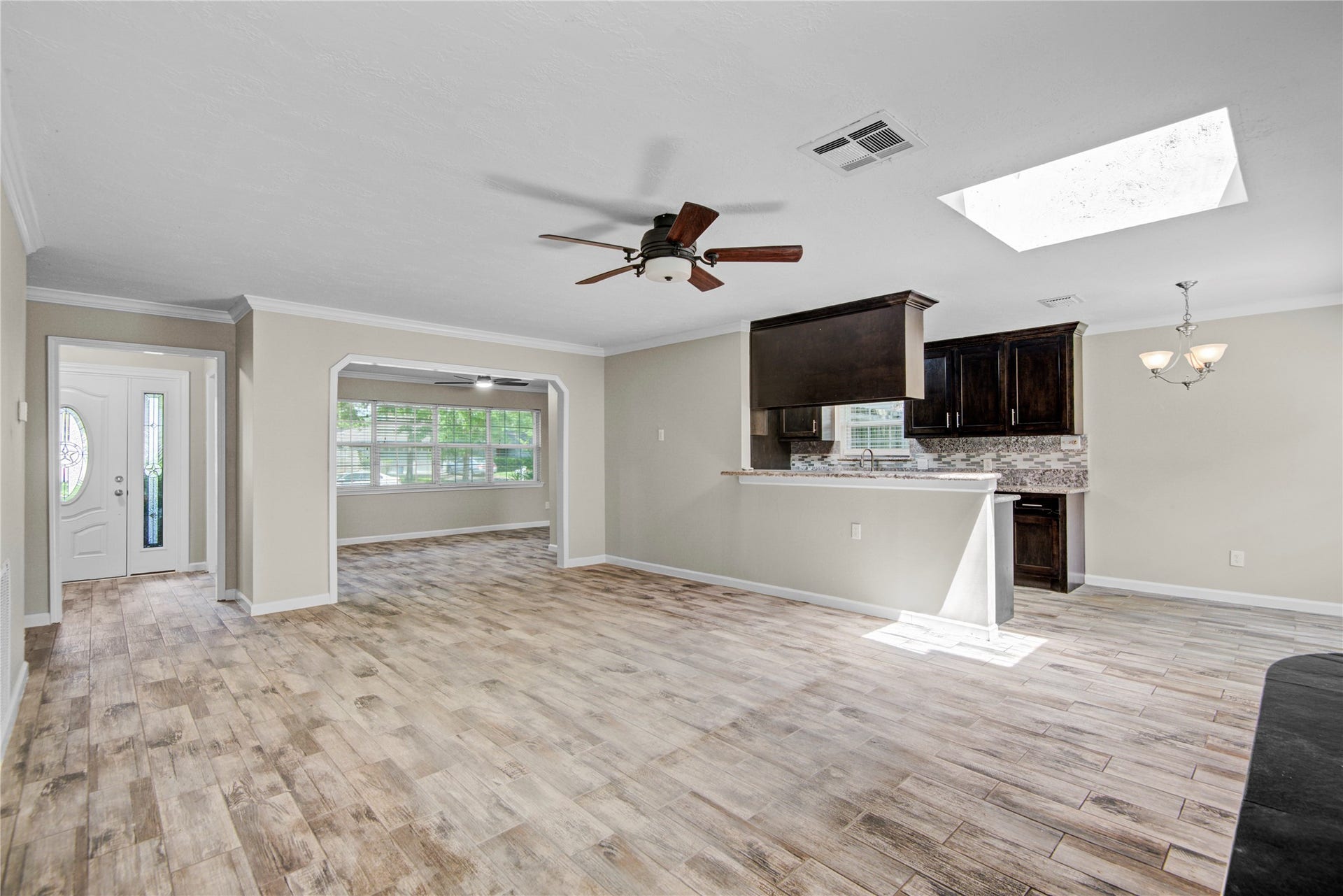 15702 Wandering Trail, Friendswood, TX 77546 15702 Wandering Trail, Friendswood, TX 77546