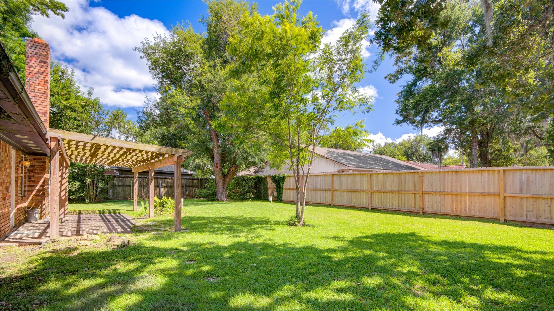 15702 Wandering Trail, Friendswood, TX 77546 15702 Wandering Trail, Friendswood, TX 77546