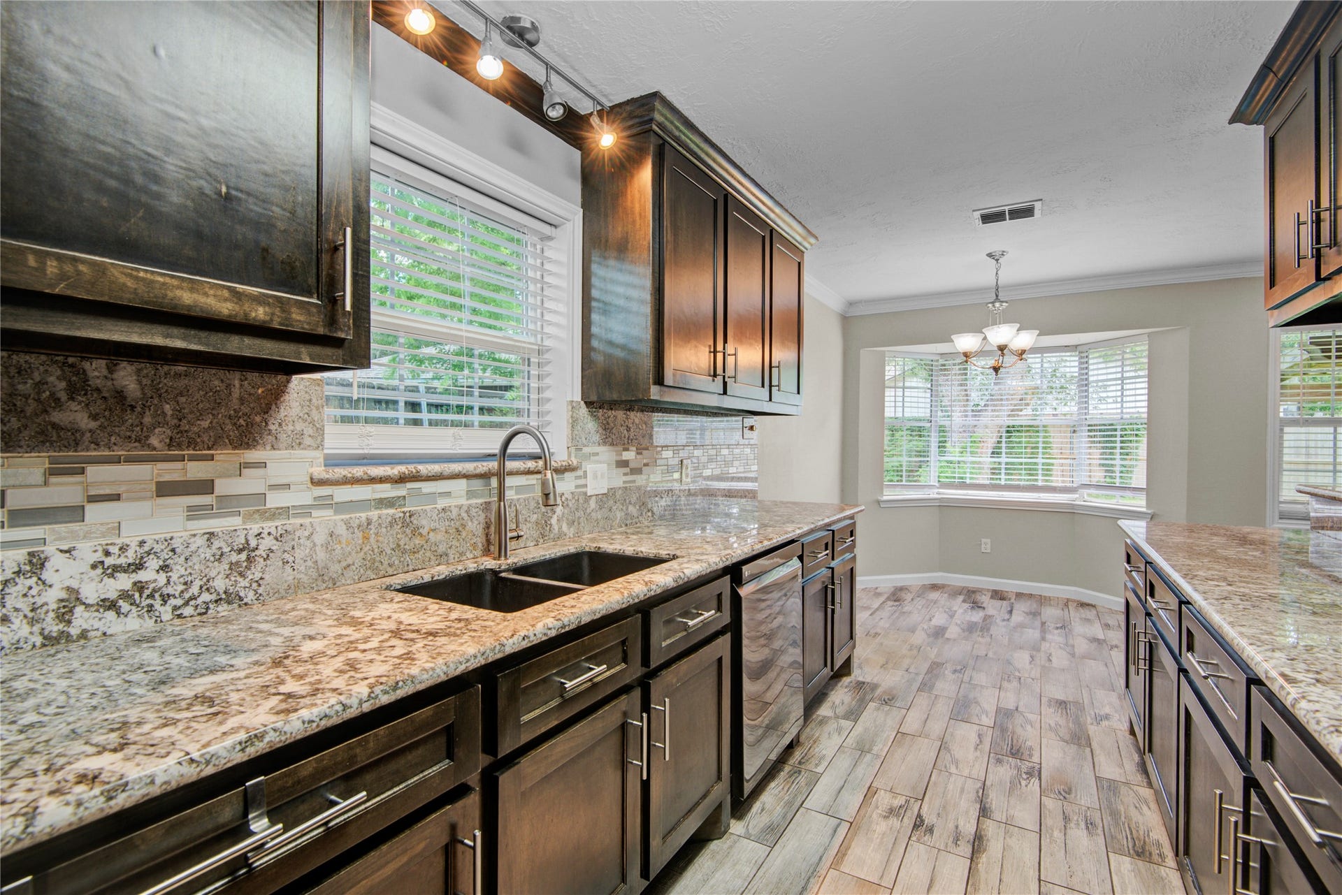15702 Wandering Trail, Friendswood, TX 77546 15702 Wandering Trail, Friendswood, TX 77546