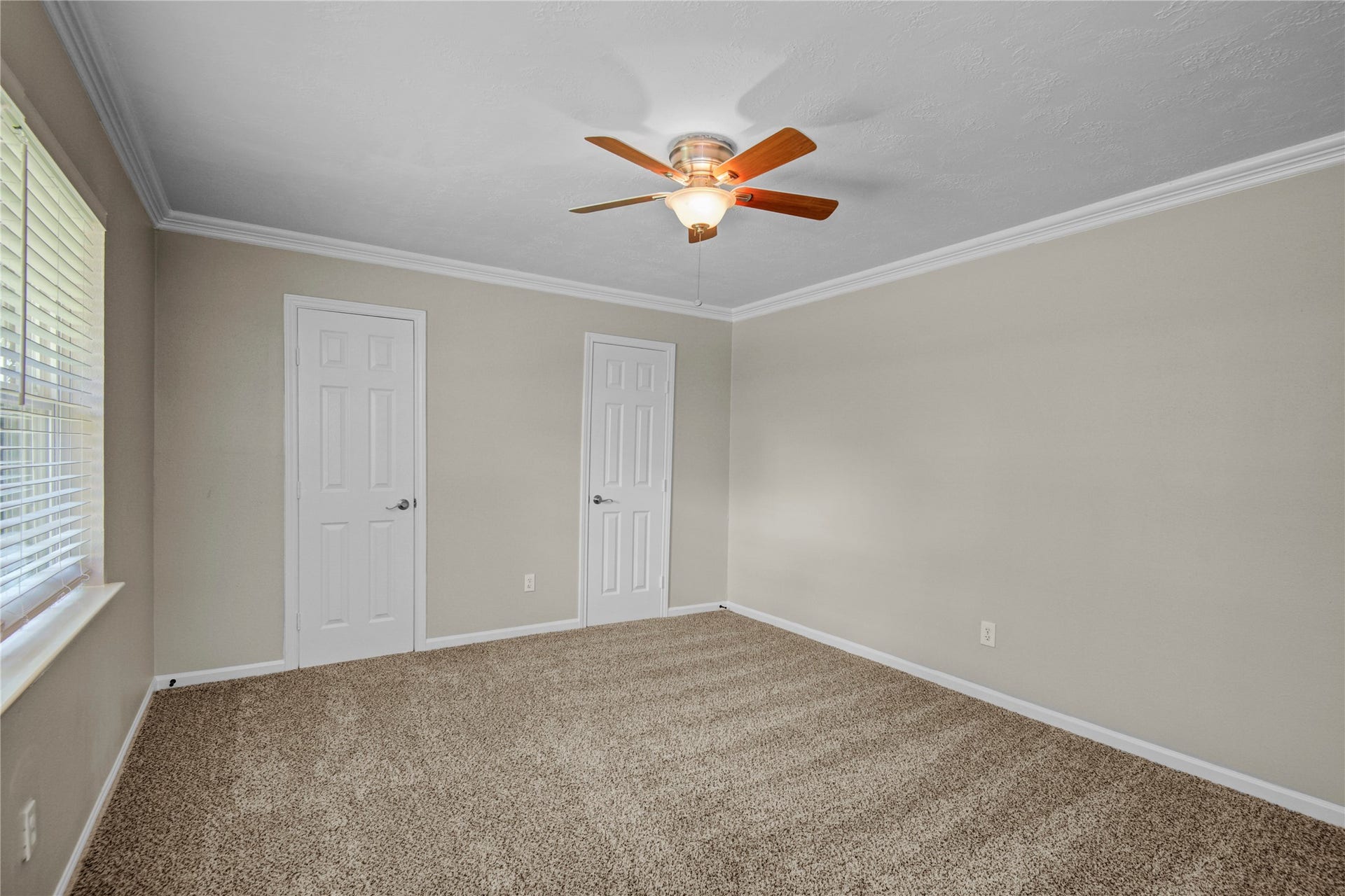 15702 Wandering Trail, Friendswood, TX 77546 15702 Wandering Trail, Friendswood, TX 77546
