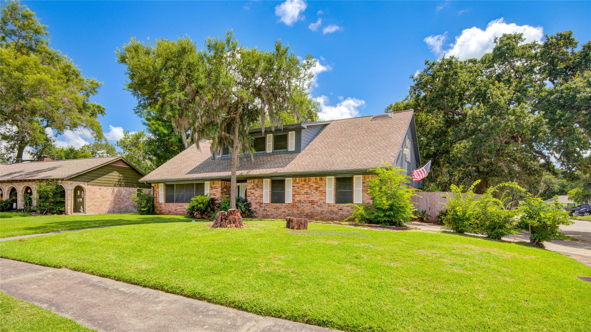 15702 Wandering Trail, Friendswood, TX 77546 15702 Wandering Trail, Friendswood, TX 77546