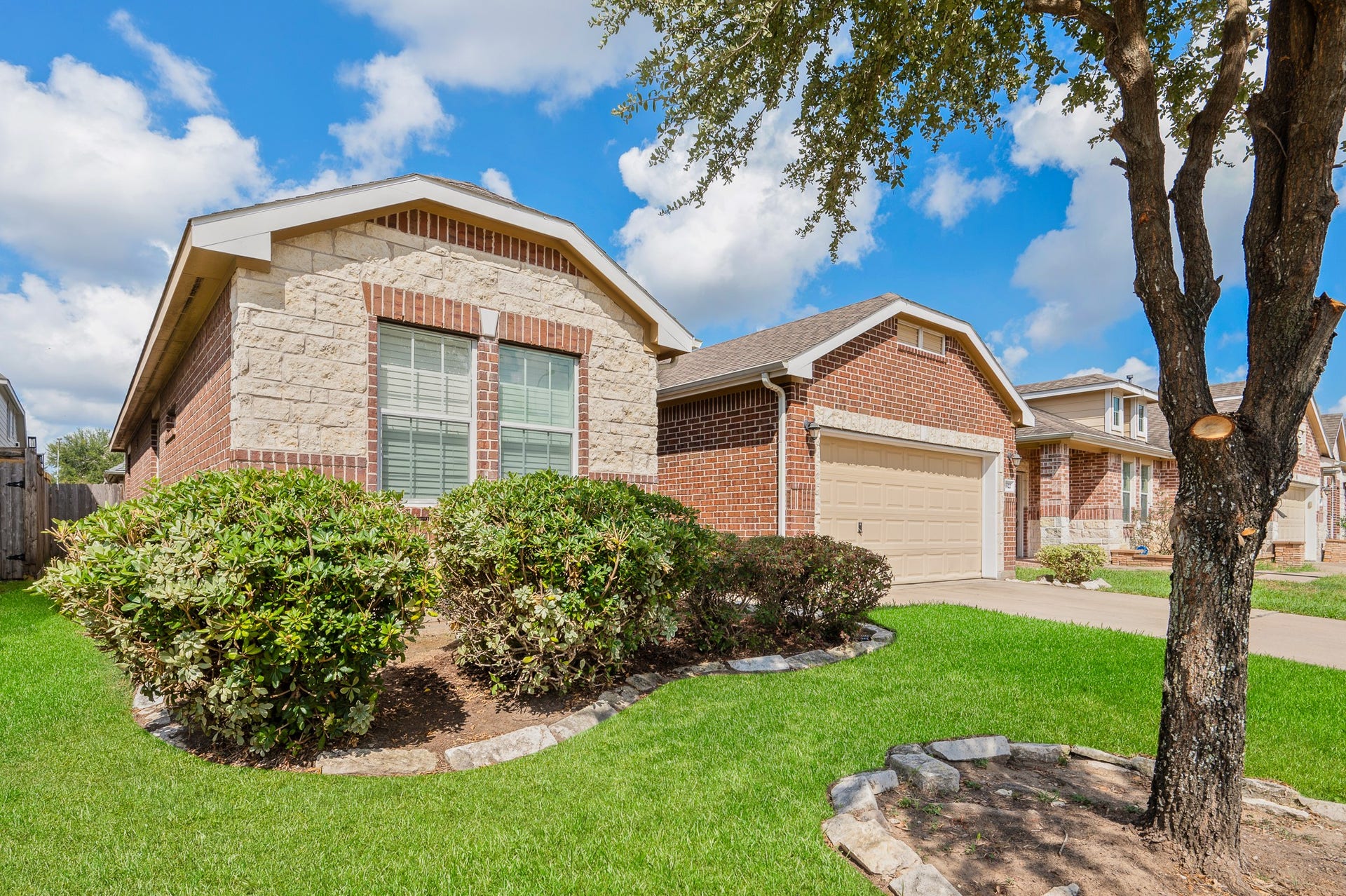 8922 Cedar Mound Lane, Houston, TX 77083