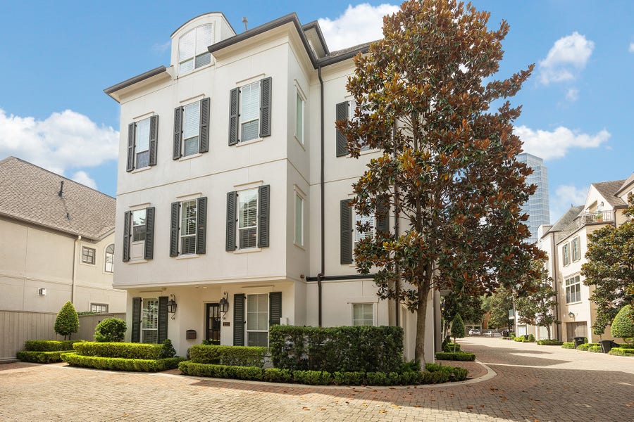 Property photo for 1211 Wynden Commons Lane, Houston, TX
