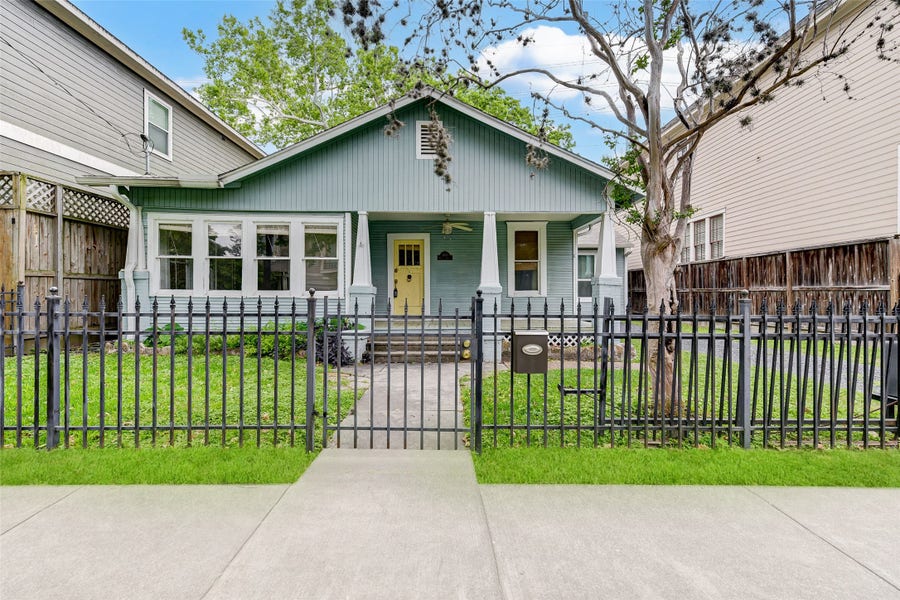 Property photo for 1005 Waverly Street, Houston, TX