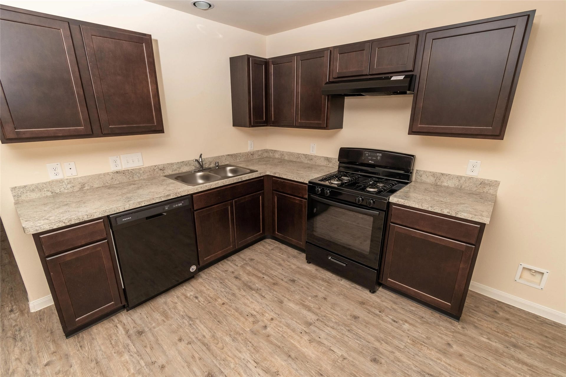 21151 Field House Court, Humble, TX 77338 Please note: photos may not reflect recent renovations.